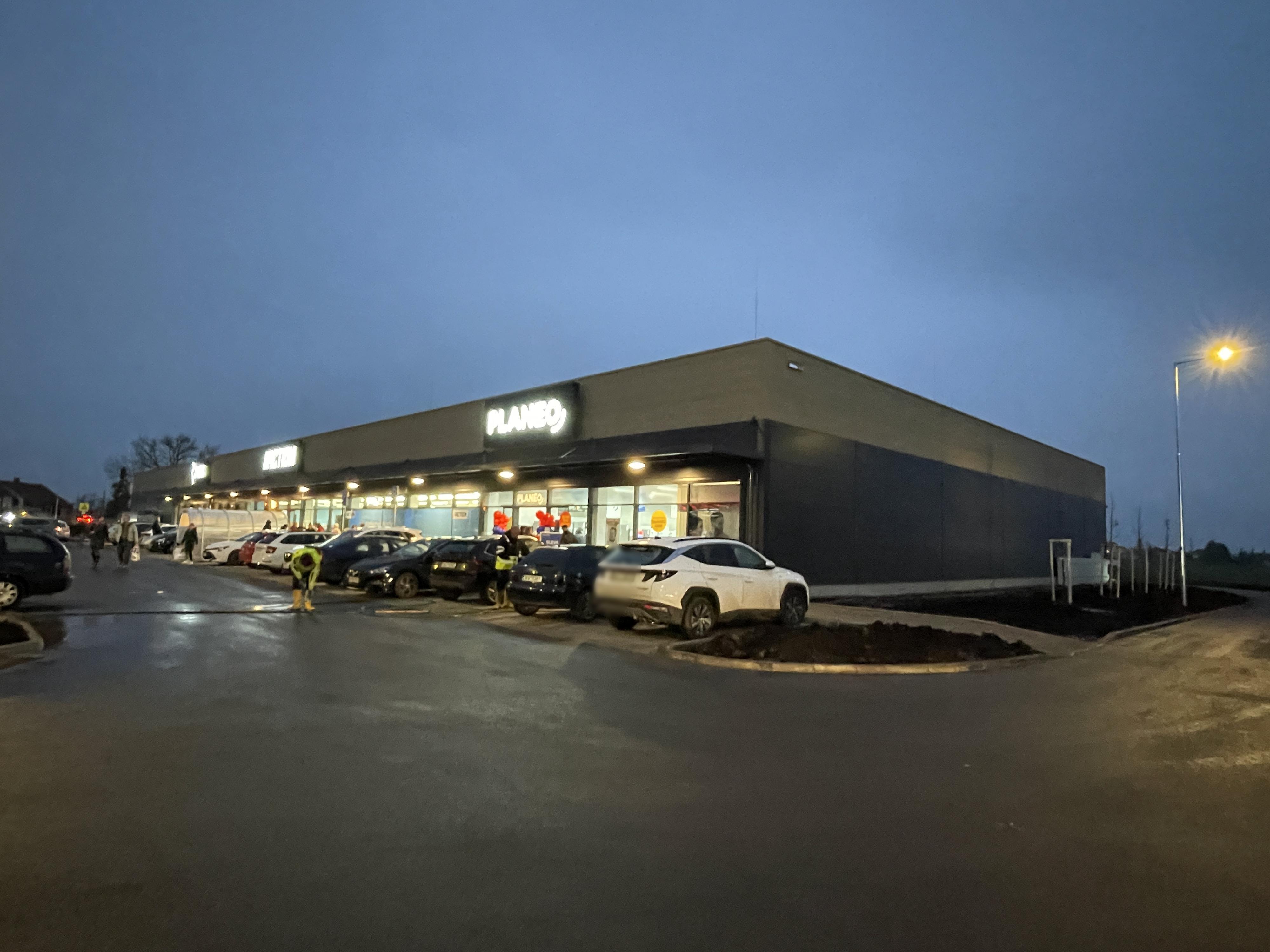Retail Park Neratovice foto 2