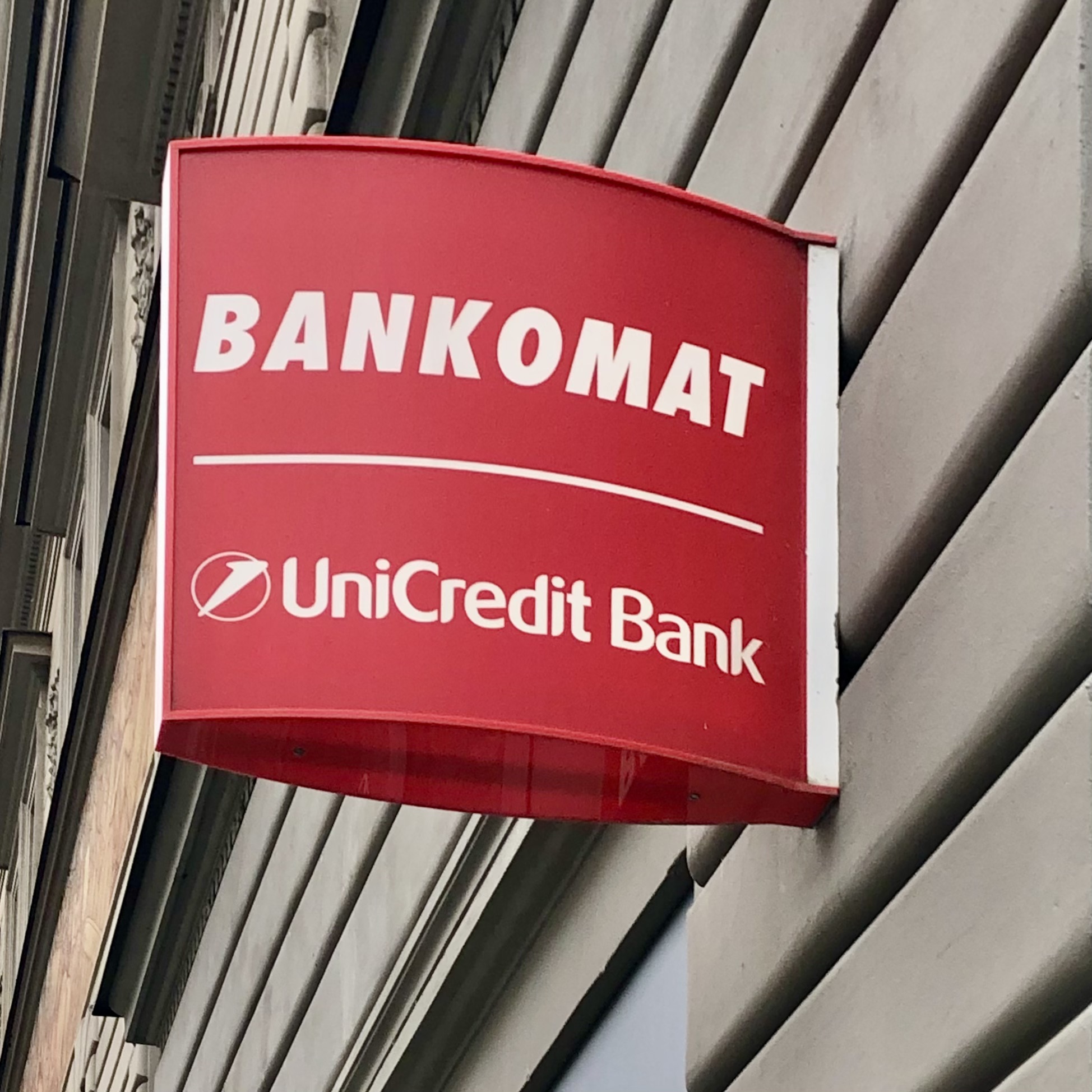 Bankomat UniCredit Bank Czech Republic foto 4