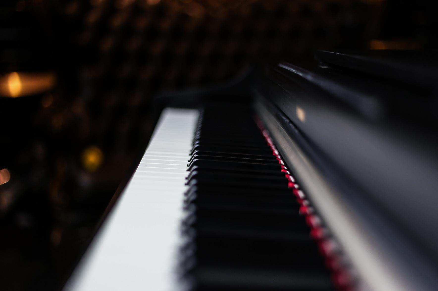 Klara Sedrakyan, DiS - klavírní lekce