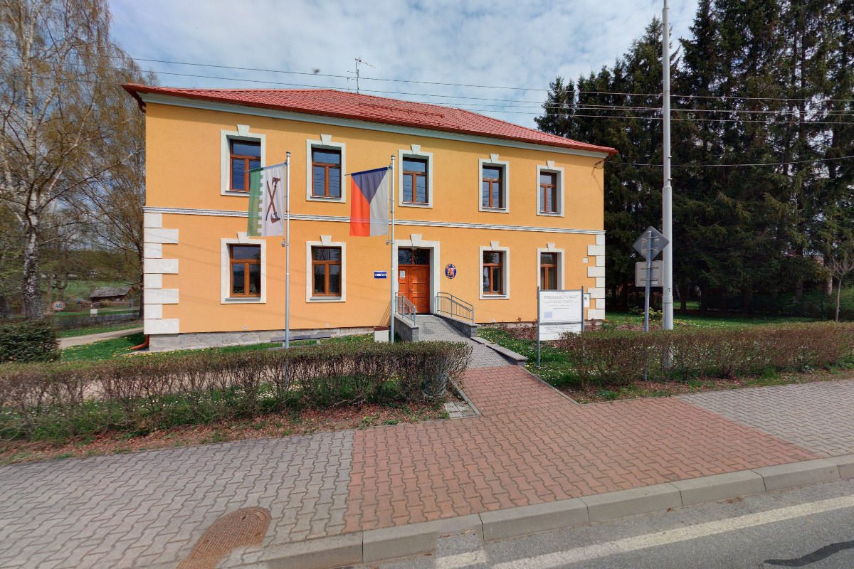Broumov - obecní úřad foto 6