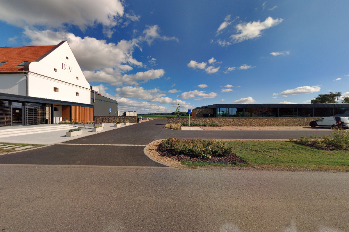 Nabíjecí stanice B\V vinařství - prodejna