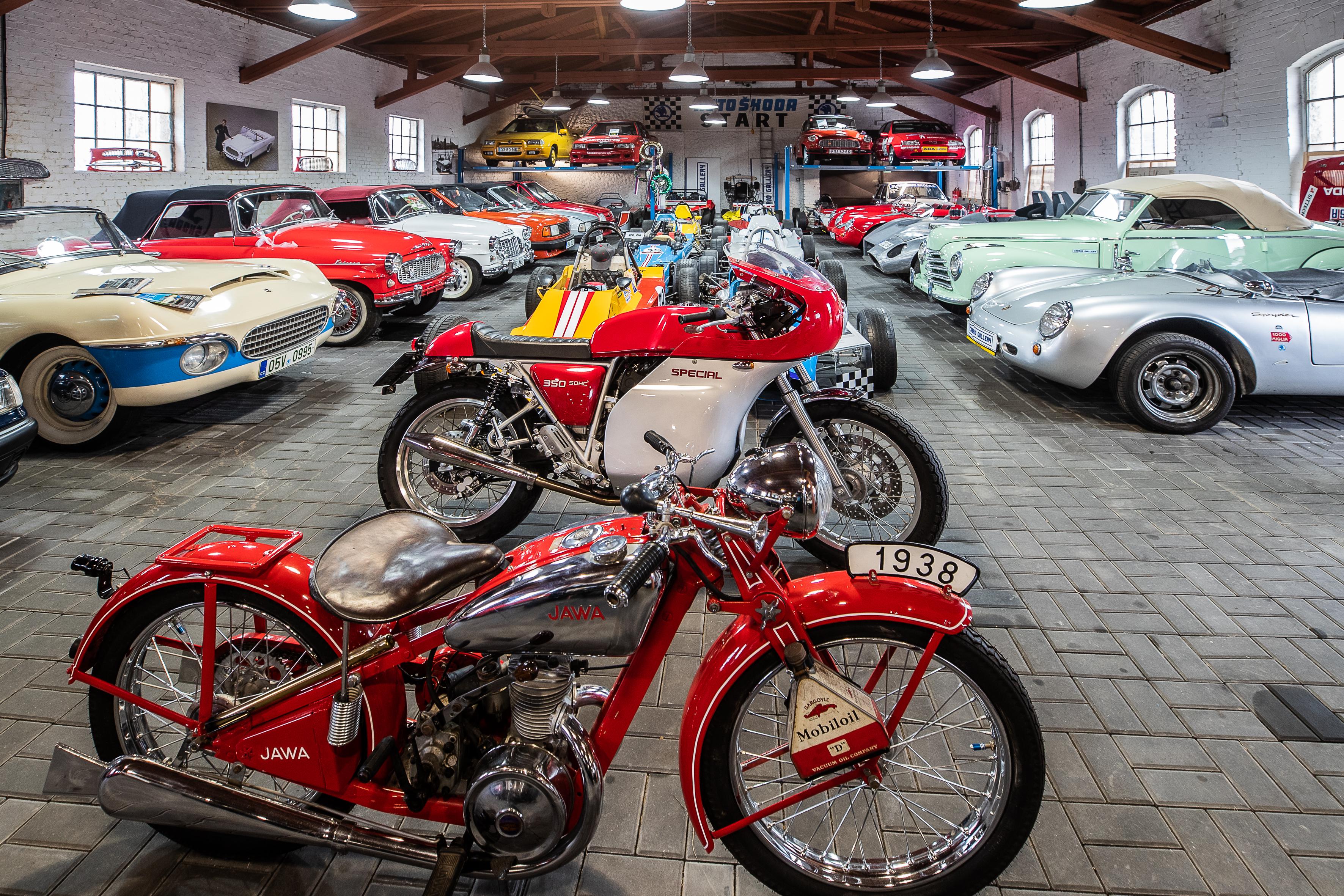OLDTIMER GALLERY