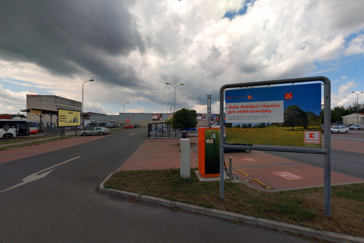 Nabíjecí stanice ČEZ