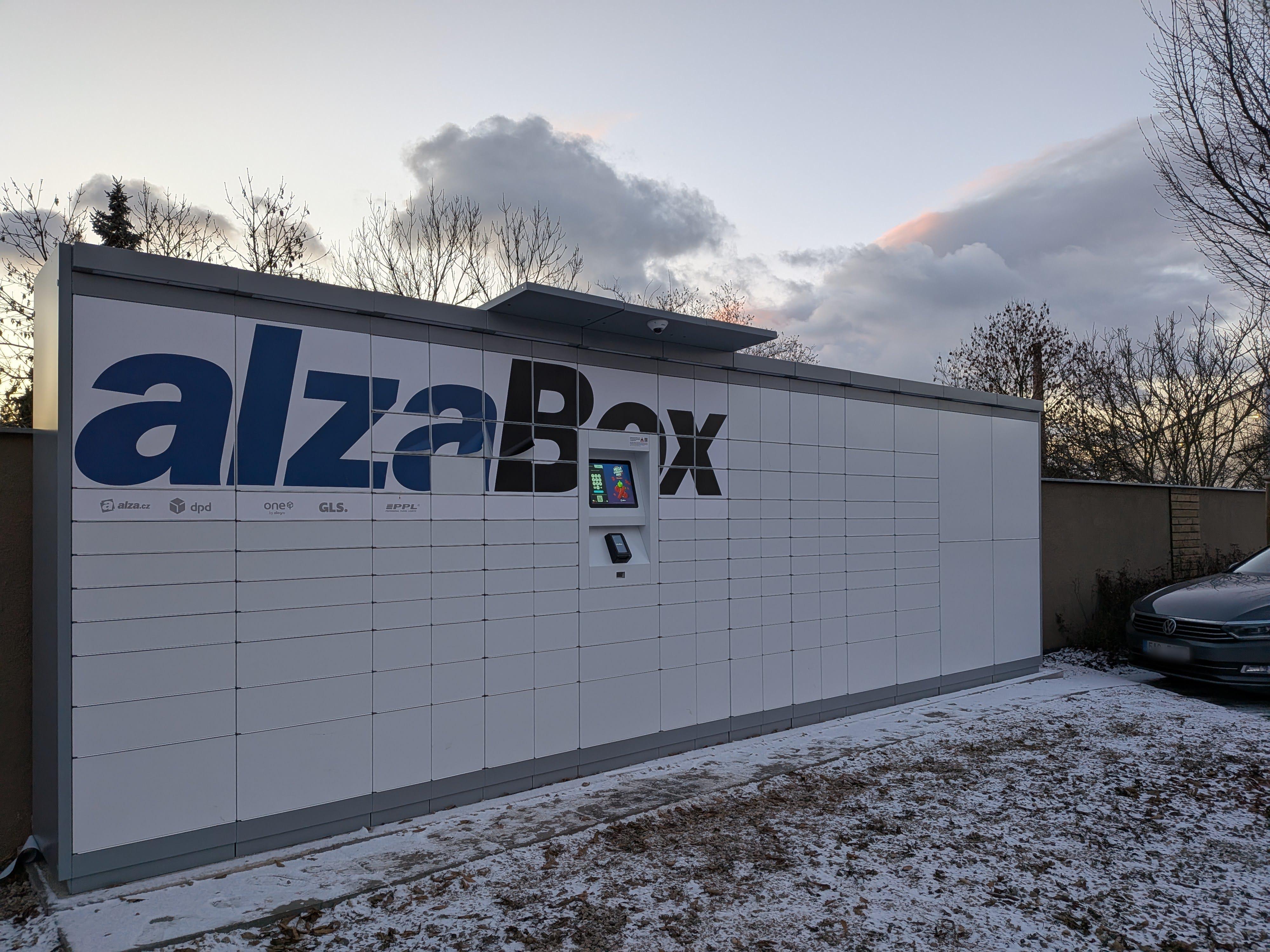 AlzaBox