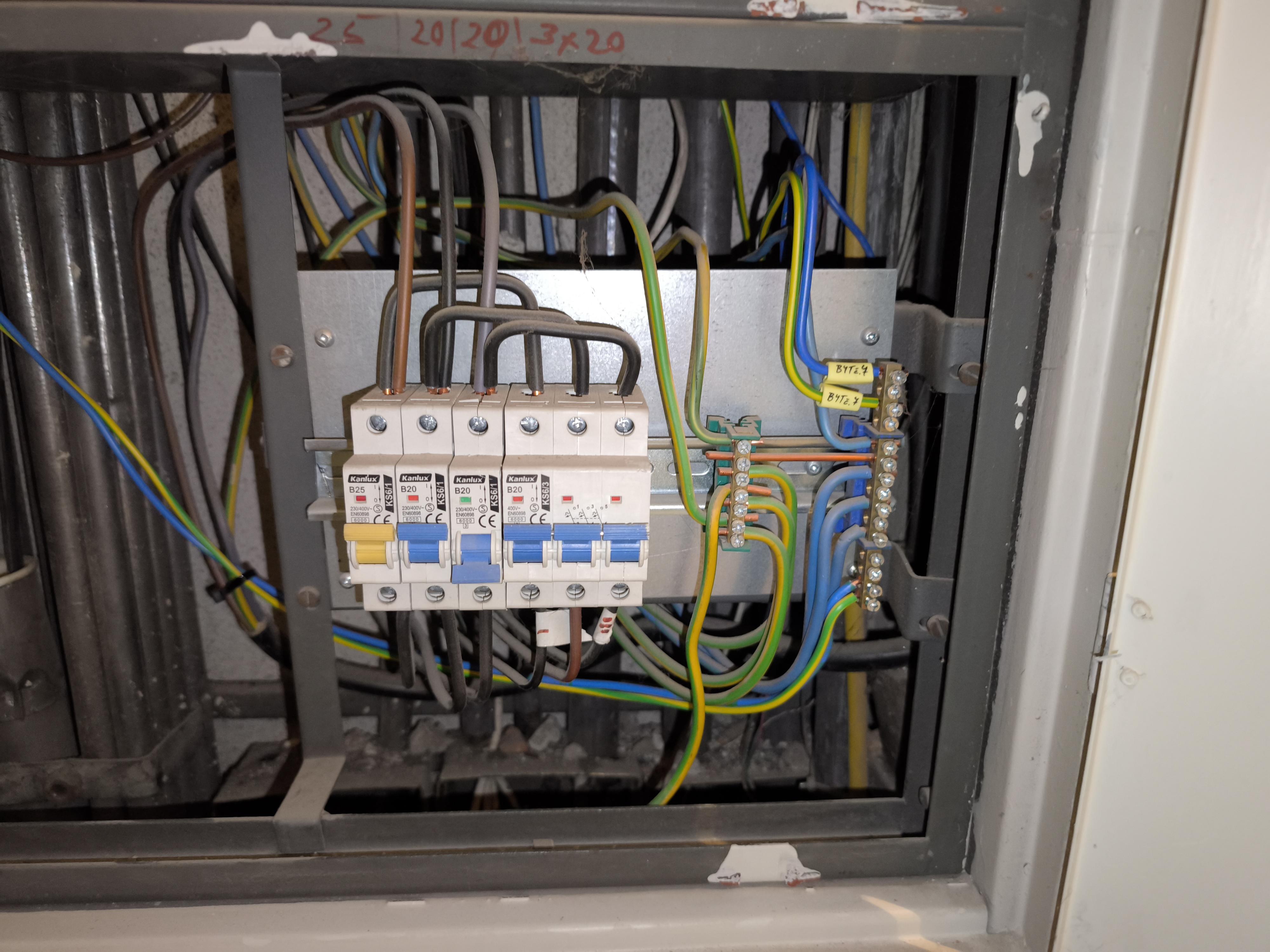 Elektroinstalace a hromosvody Tomáš Baxa foto 5