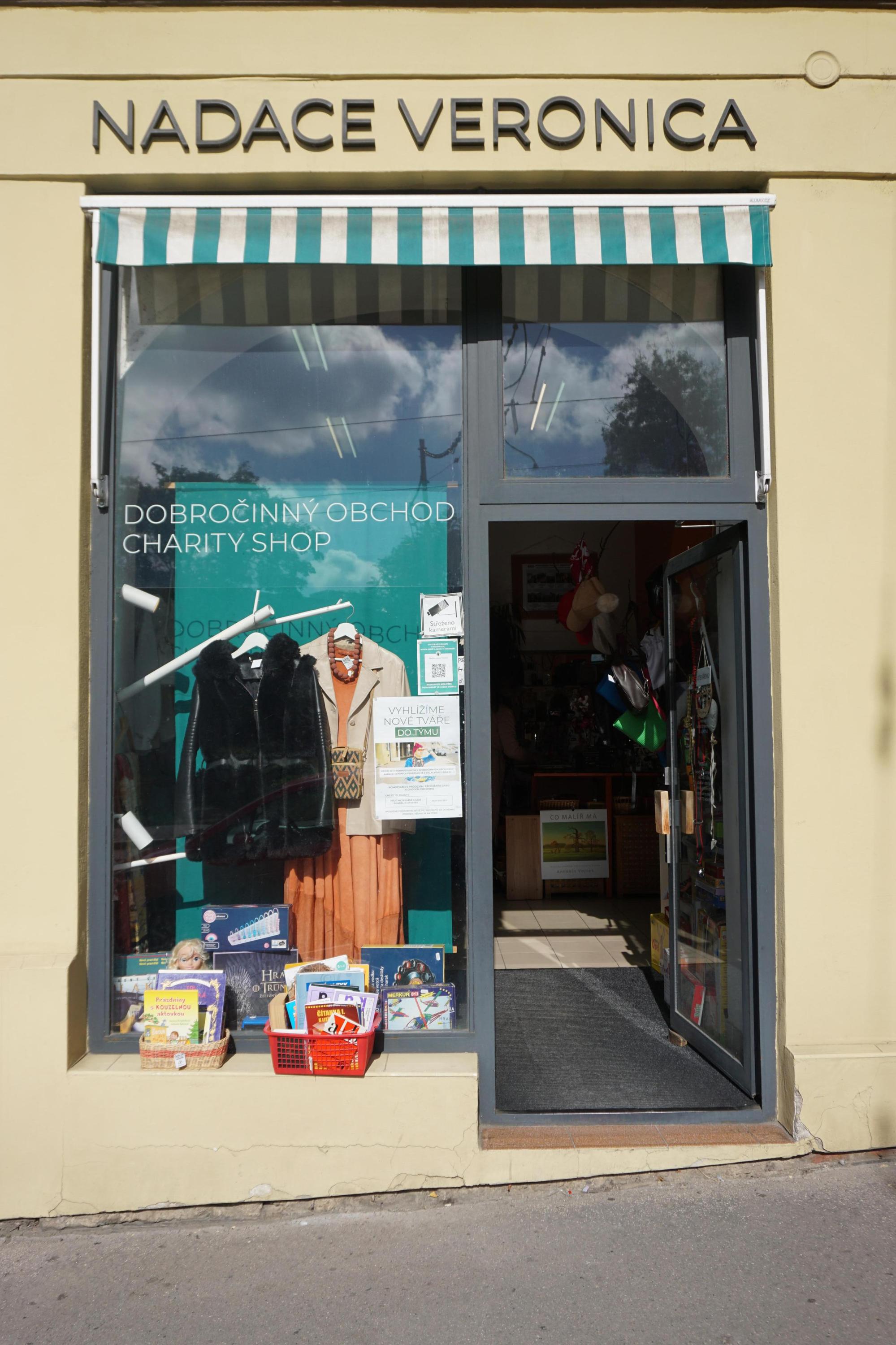 Dobročinný obchod Nadace Veronica foto 5