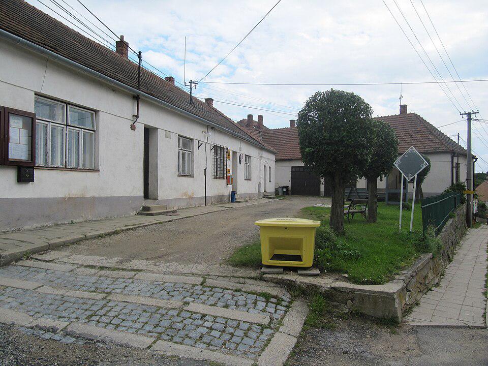 Příbram na Moravě - obecní úřad