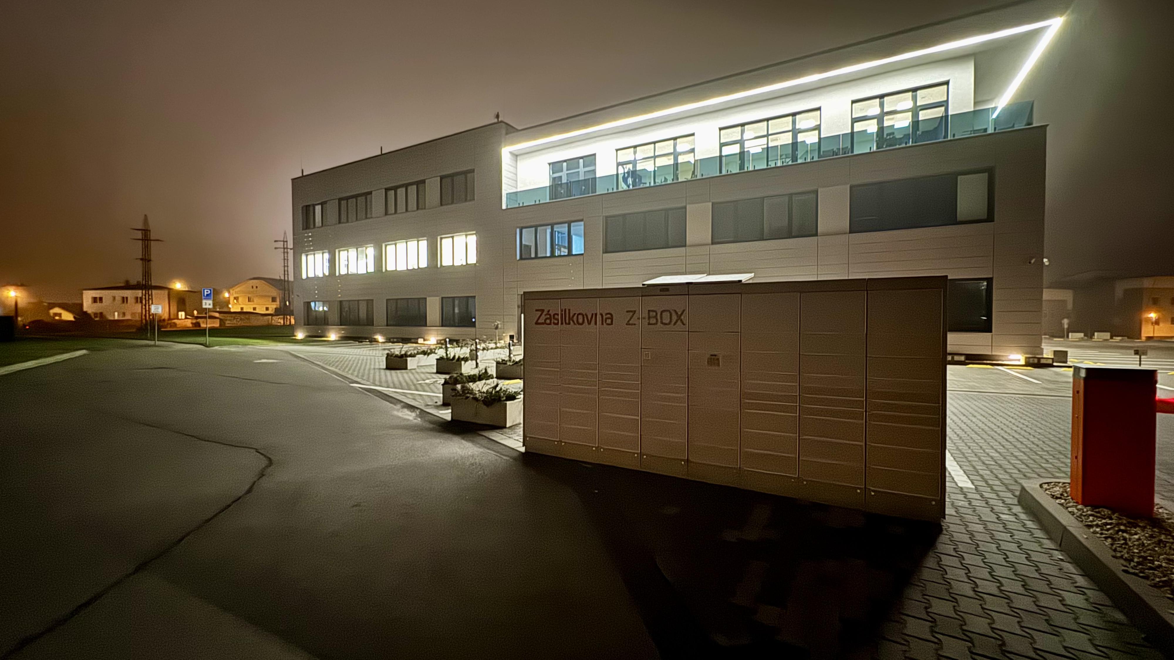 Z-BOX