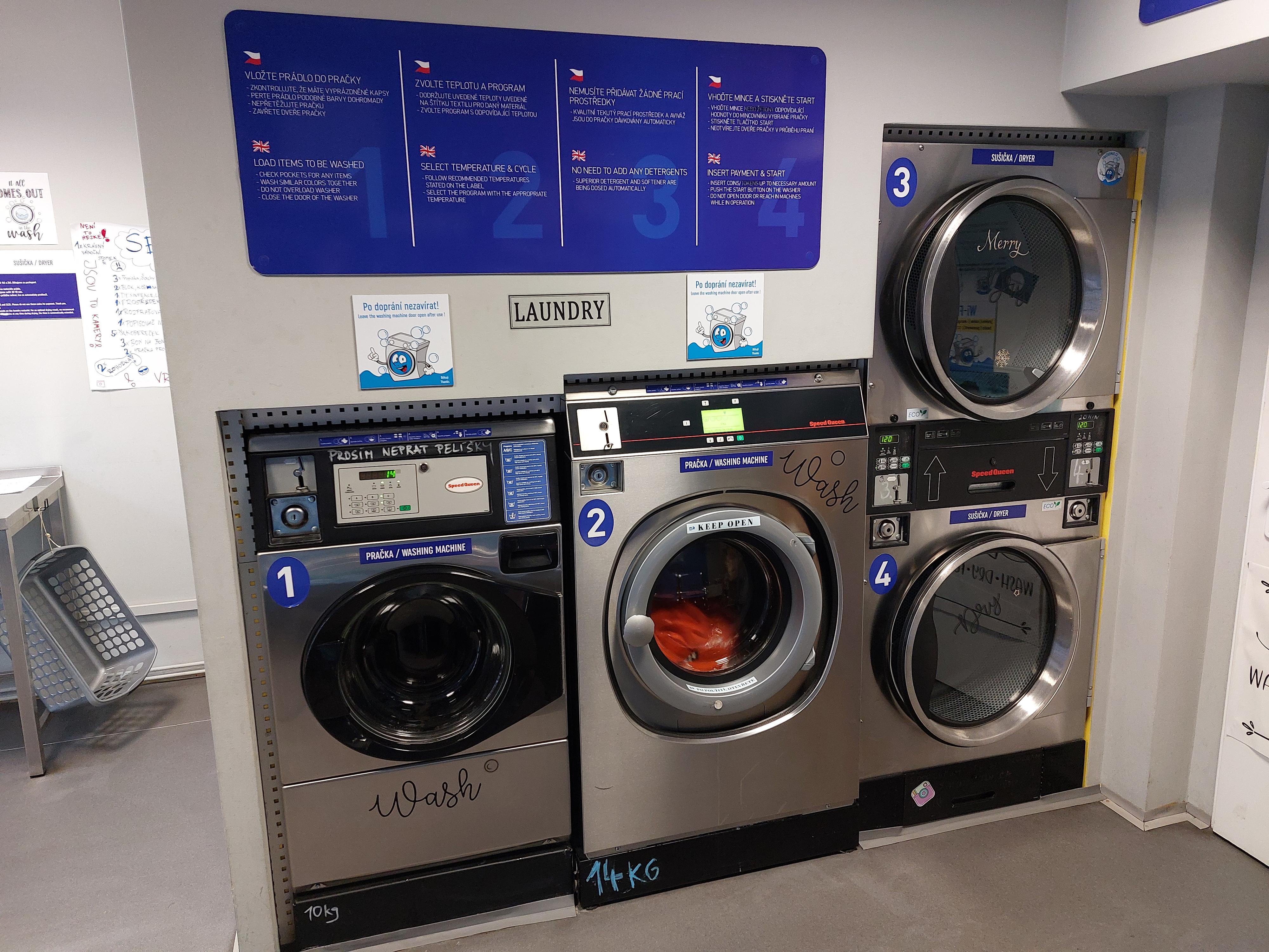 Pračkomat/Laundromat