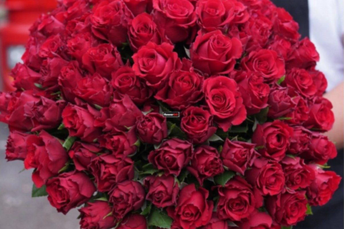 DeluXe Flowers