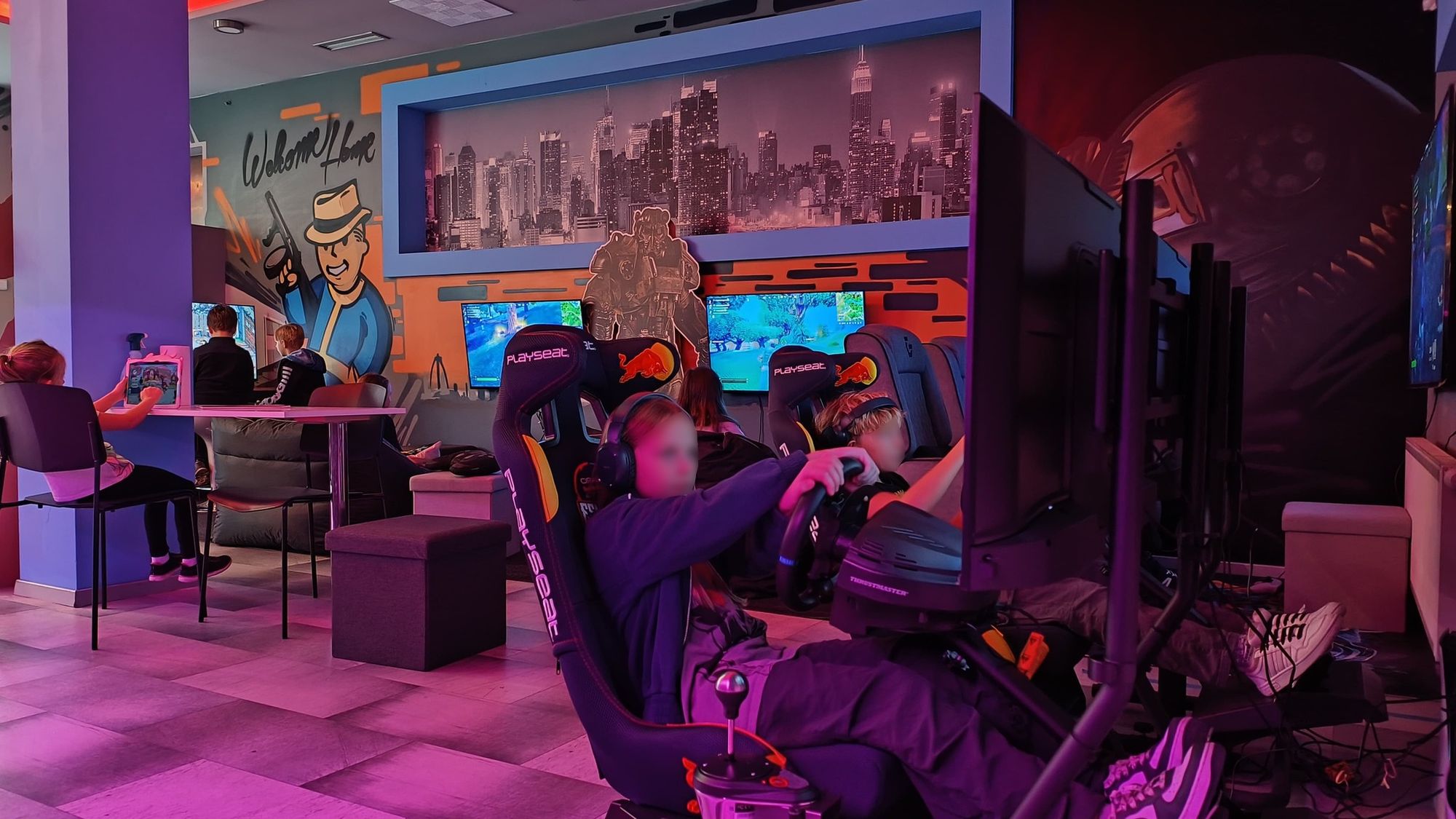 LEVEL GAME ZONE foto 2