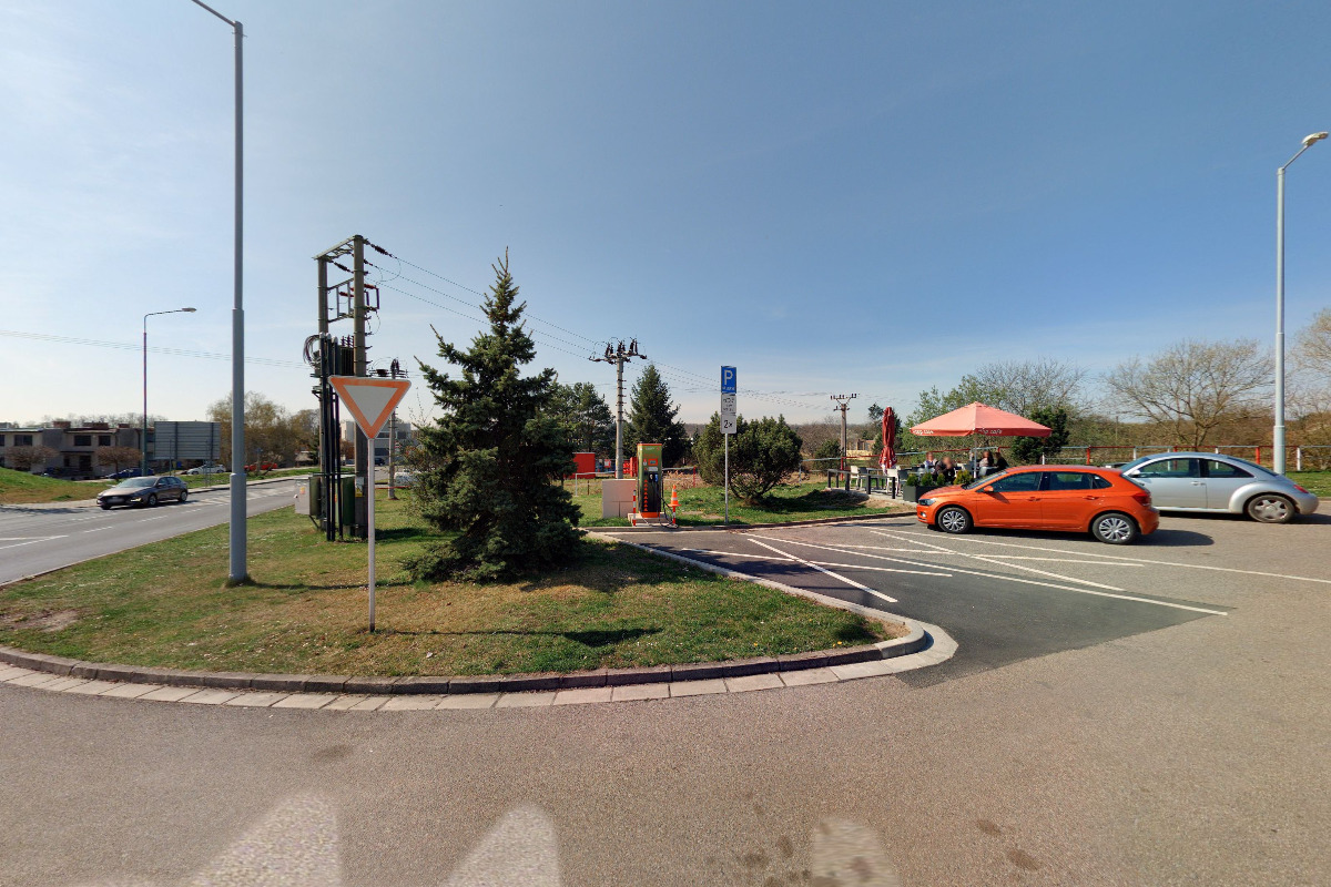 Nabíjecí stanice ČEZ foto 5