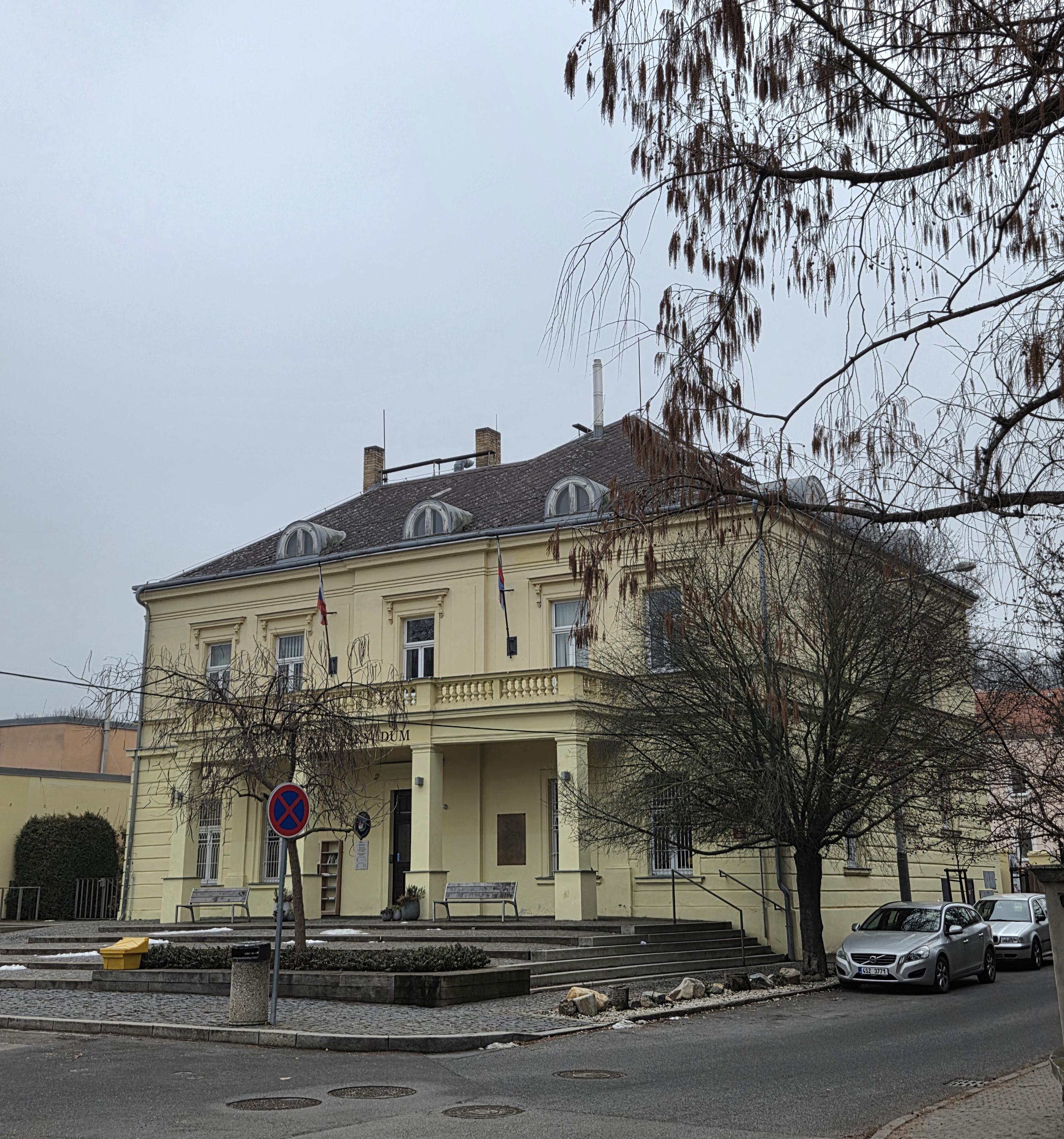 Místní knihovna Zbraslav foto 6