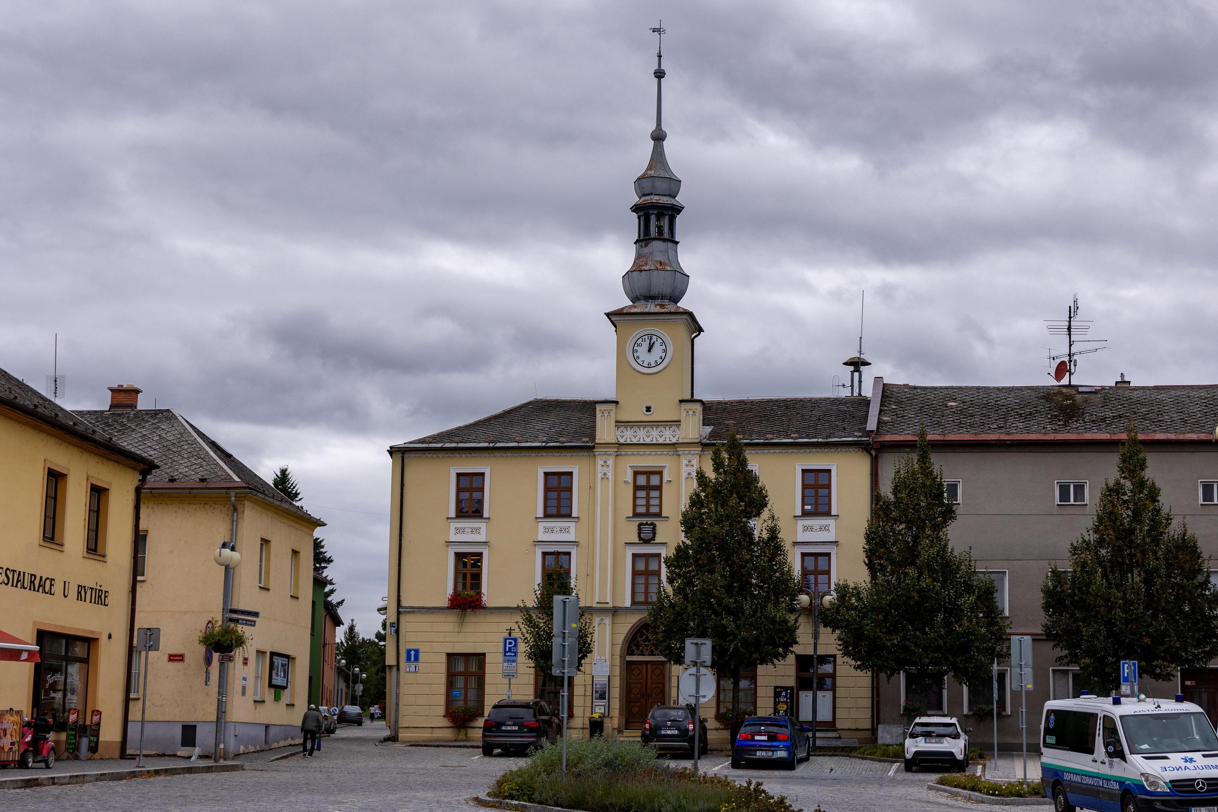Loštice - městský úřad foto 3