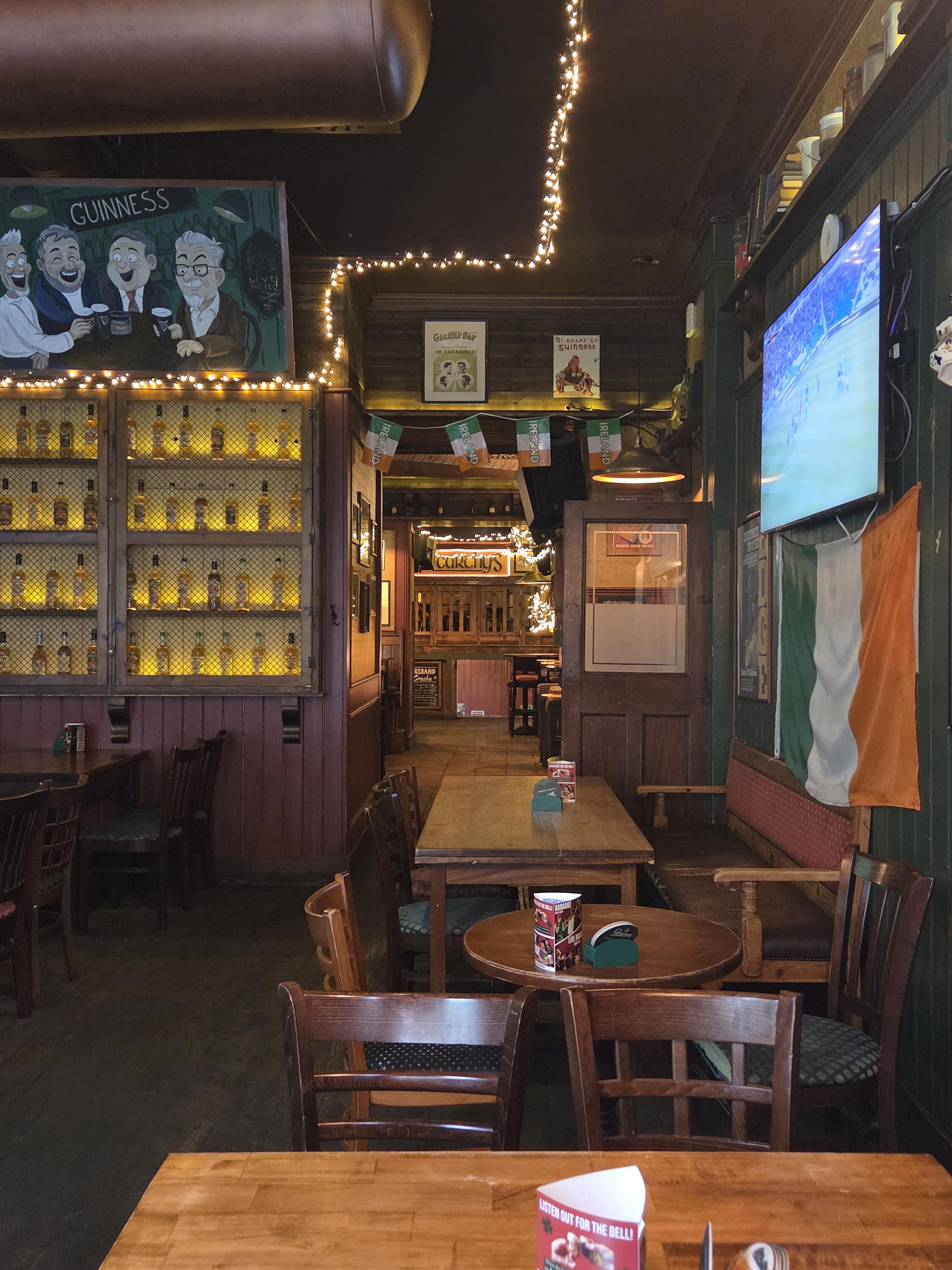 McCarthy´s Irish Pub & Disco Bar foto 3