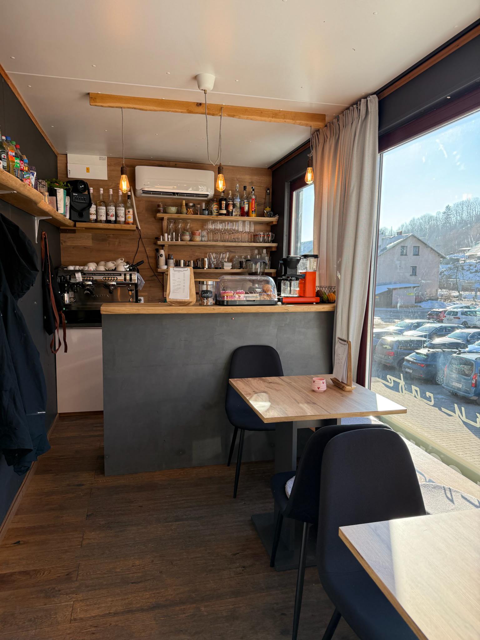 Infopoint Ski škola Bubákov foto 2