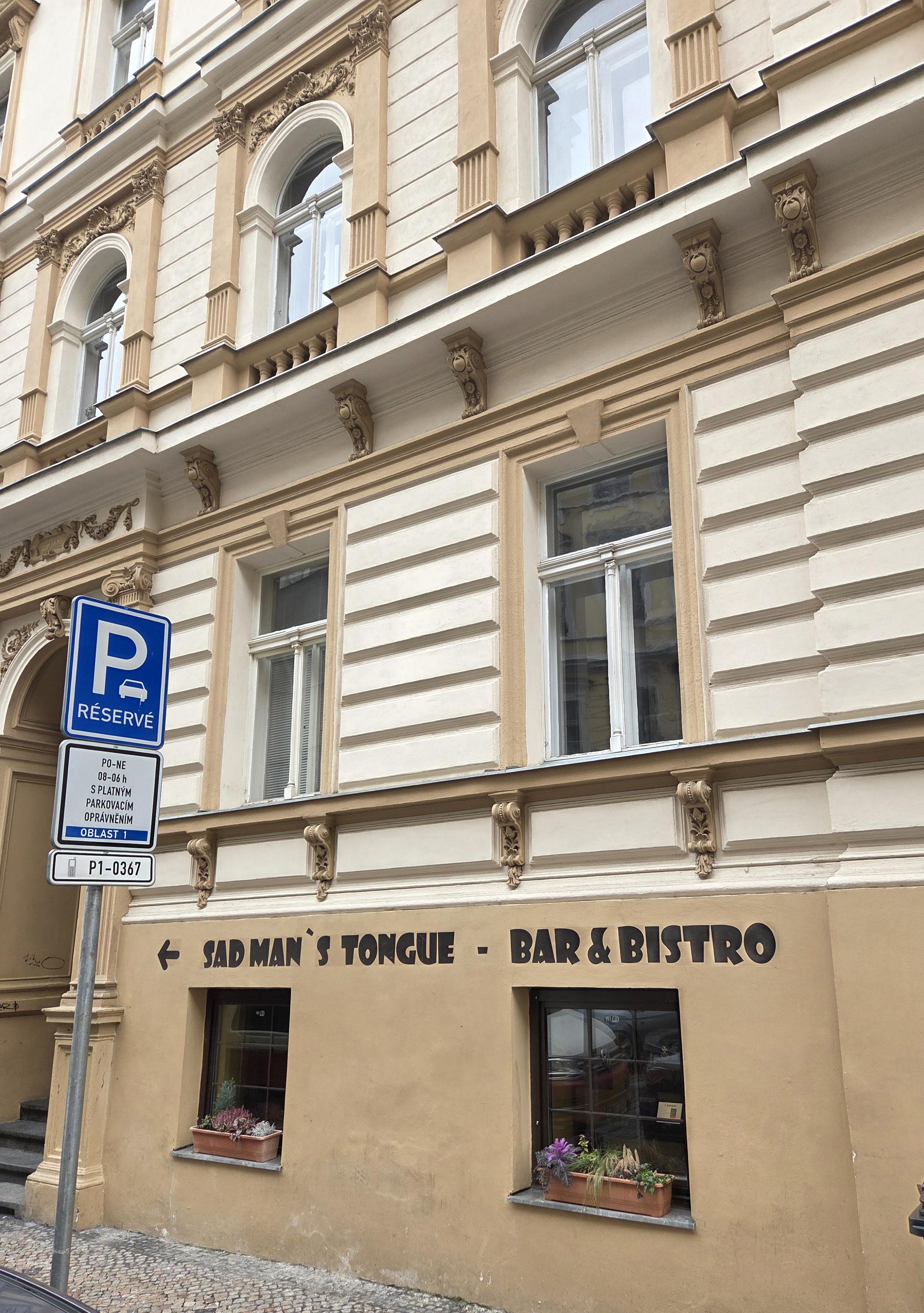 Sad Man's Tongue Bar & Bistro foto 4