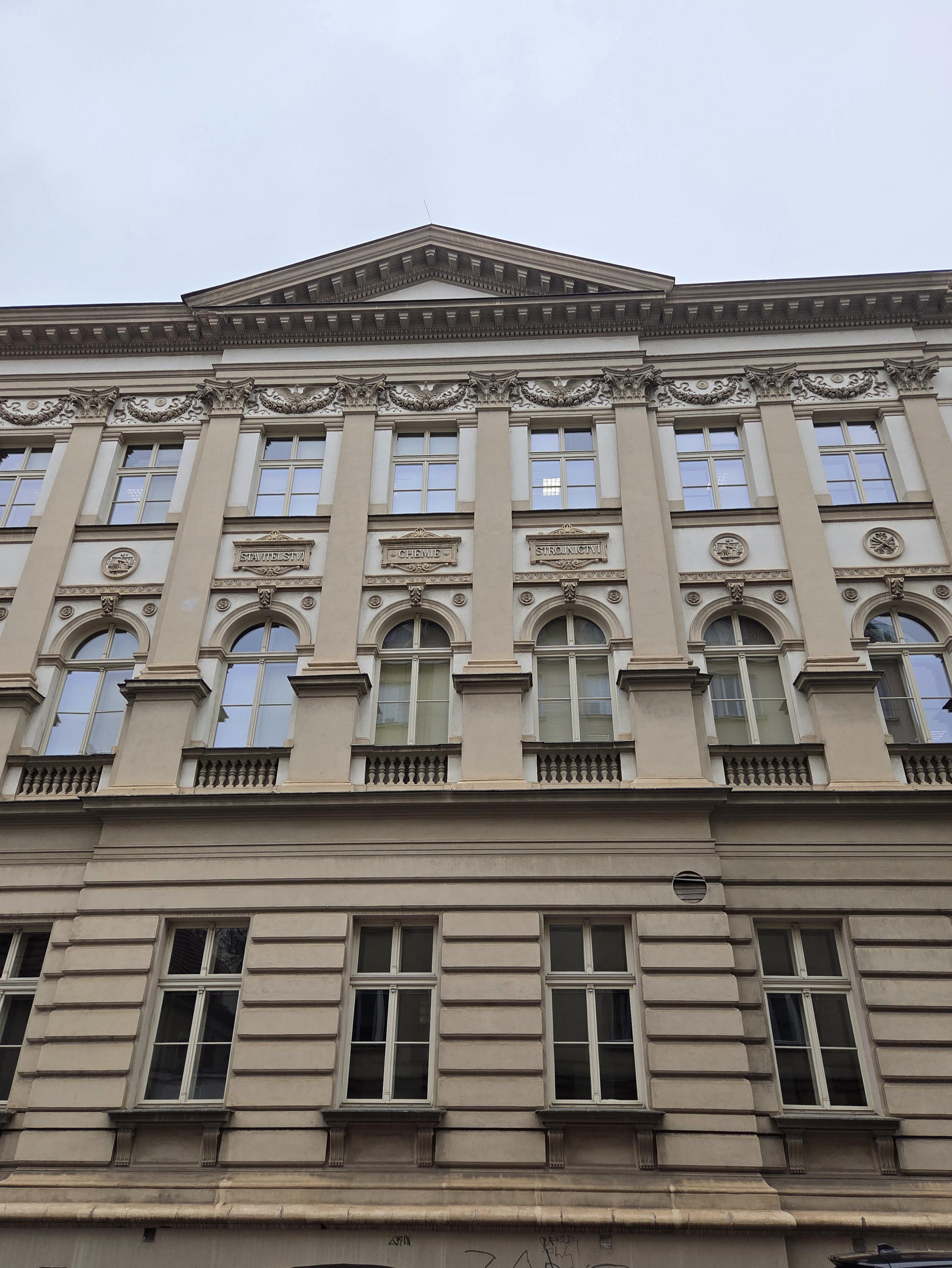 SPSŠ Betlémská - Střední průmyslová škola strojnická Praha foto 6