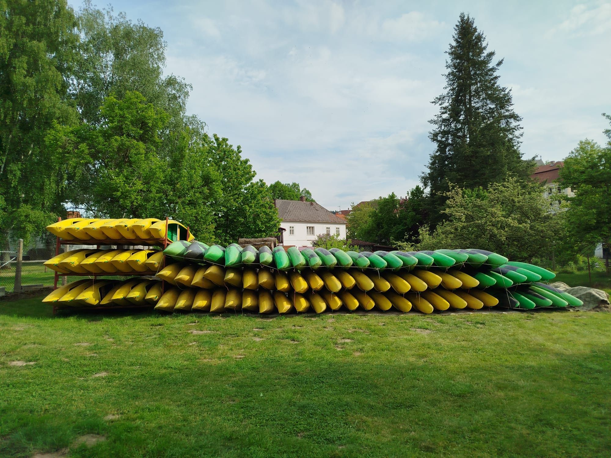 Půjčovna lodí a raftů Titanic foto 3
