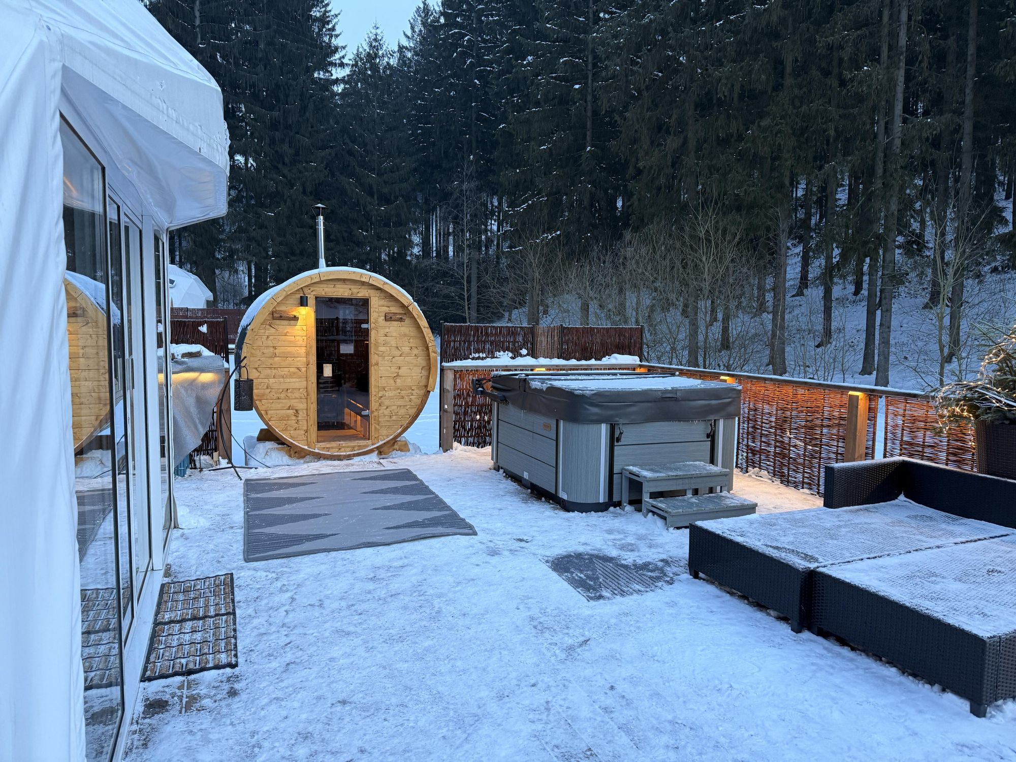 Glamping Pecka foto 3