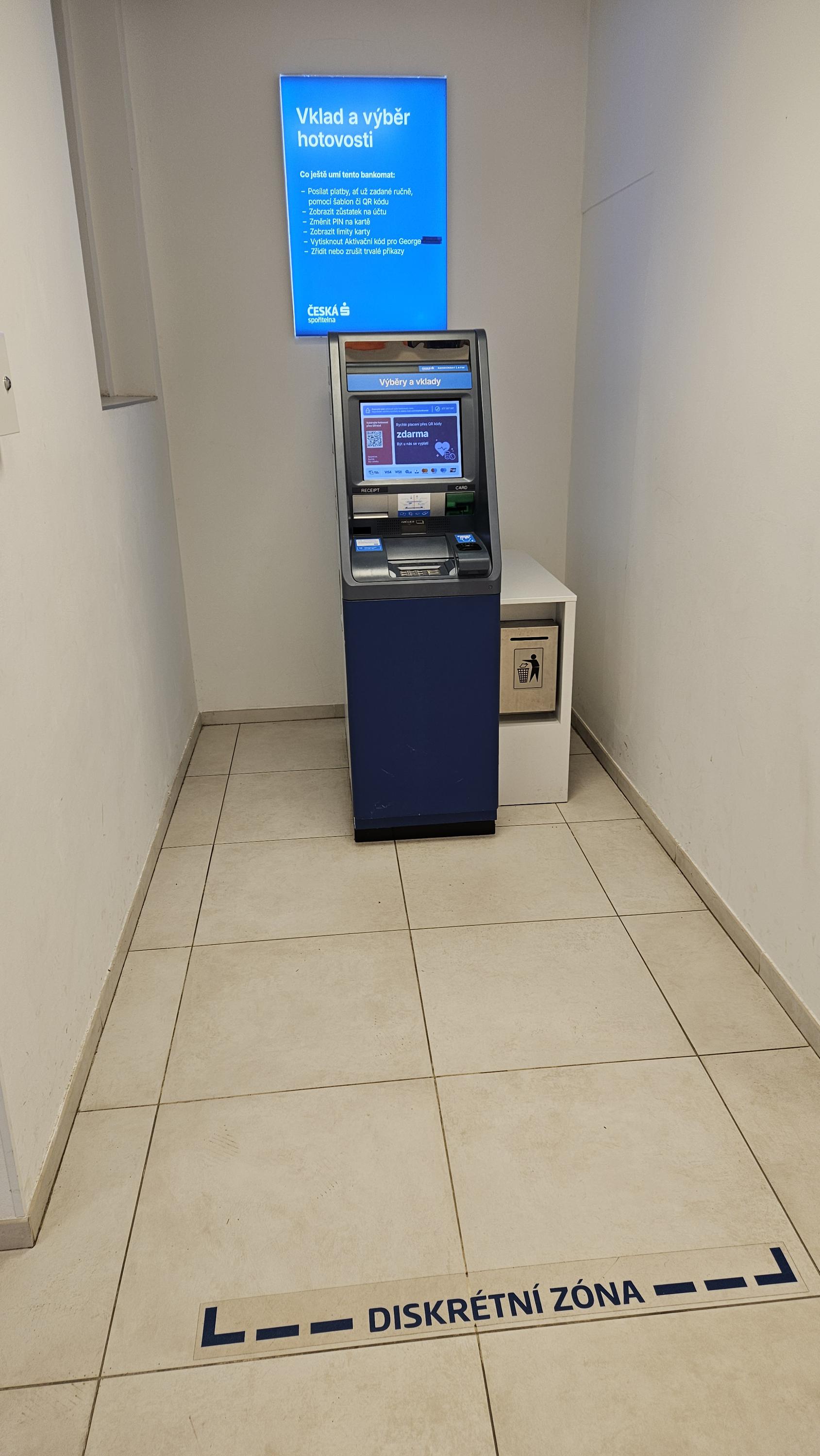 Bankomat České spořitelny foto 2