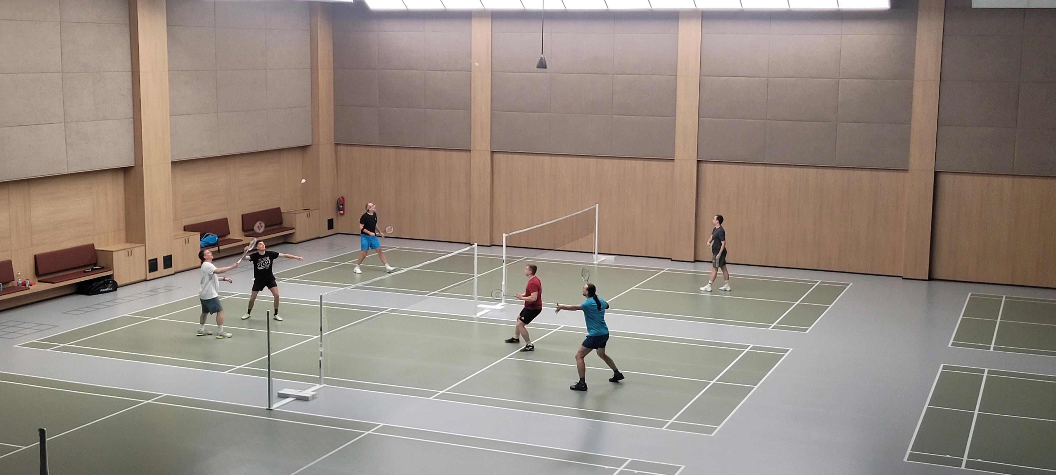 Sportovní hala Na Radosti foto 2