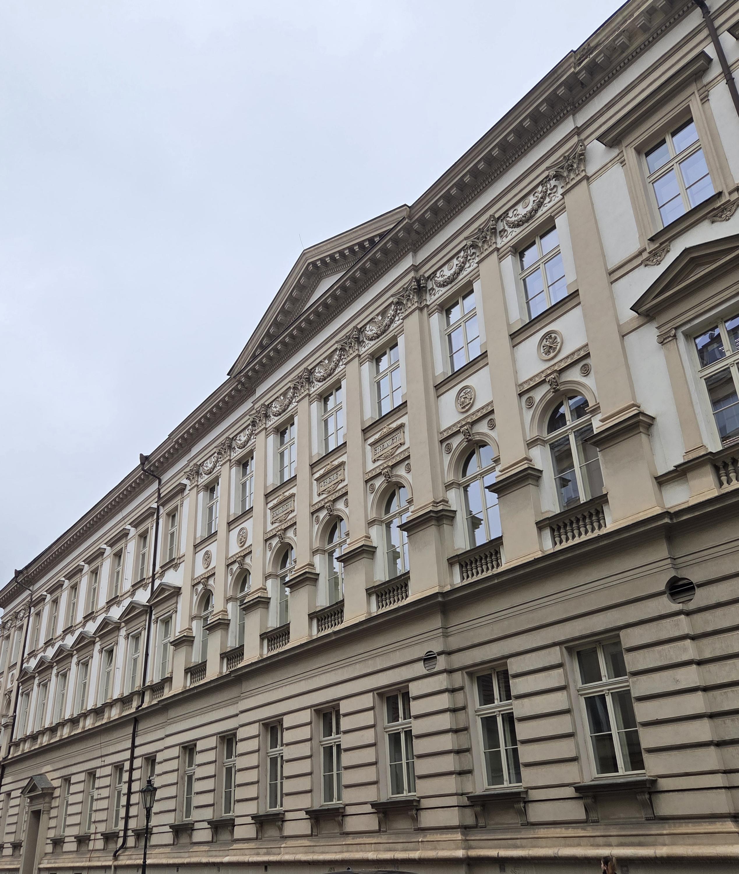 SPSŠ Betlémská - Střední průmyslová škola strojnická Praha foto 3