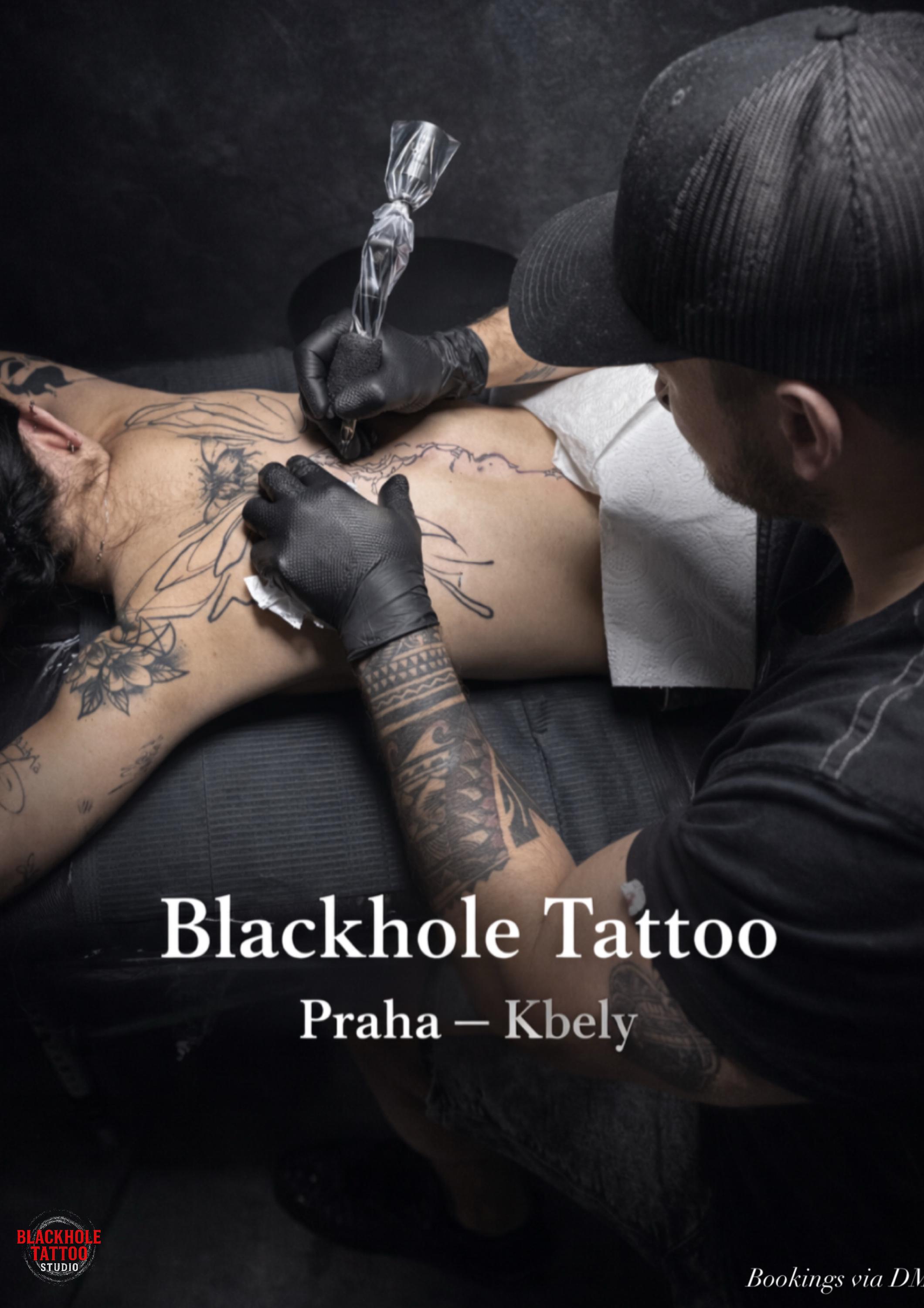 Blackhole tattoo foto 5