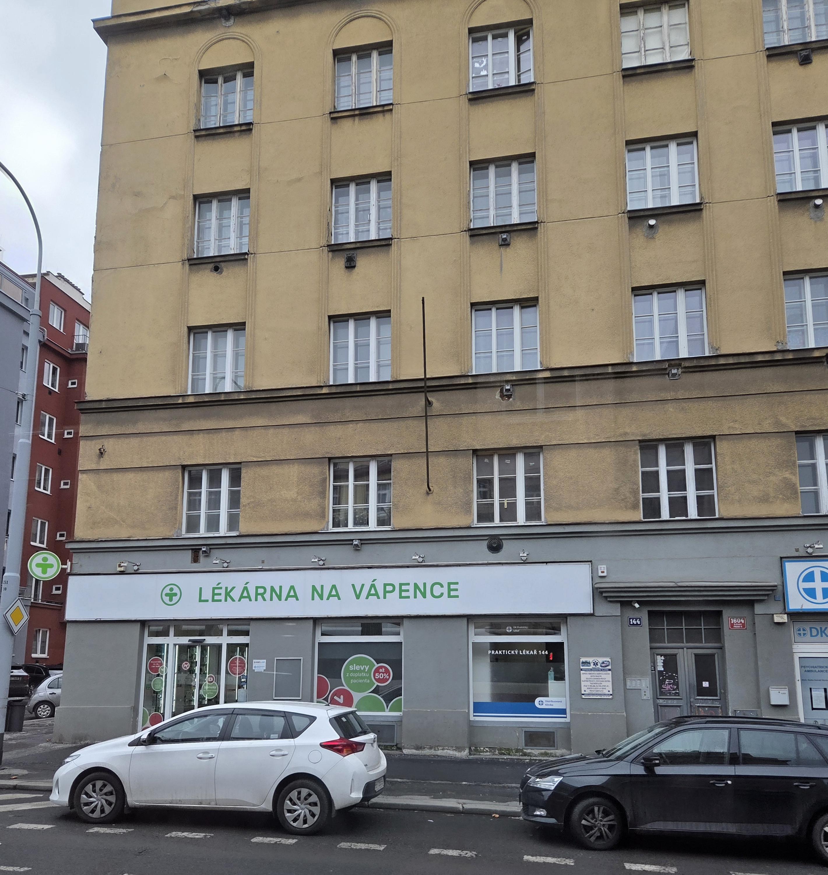 Místní Lékárna Na Vápence foto 5