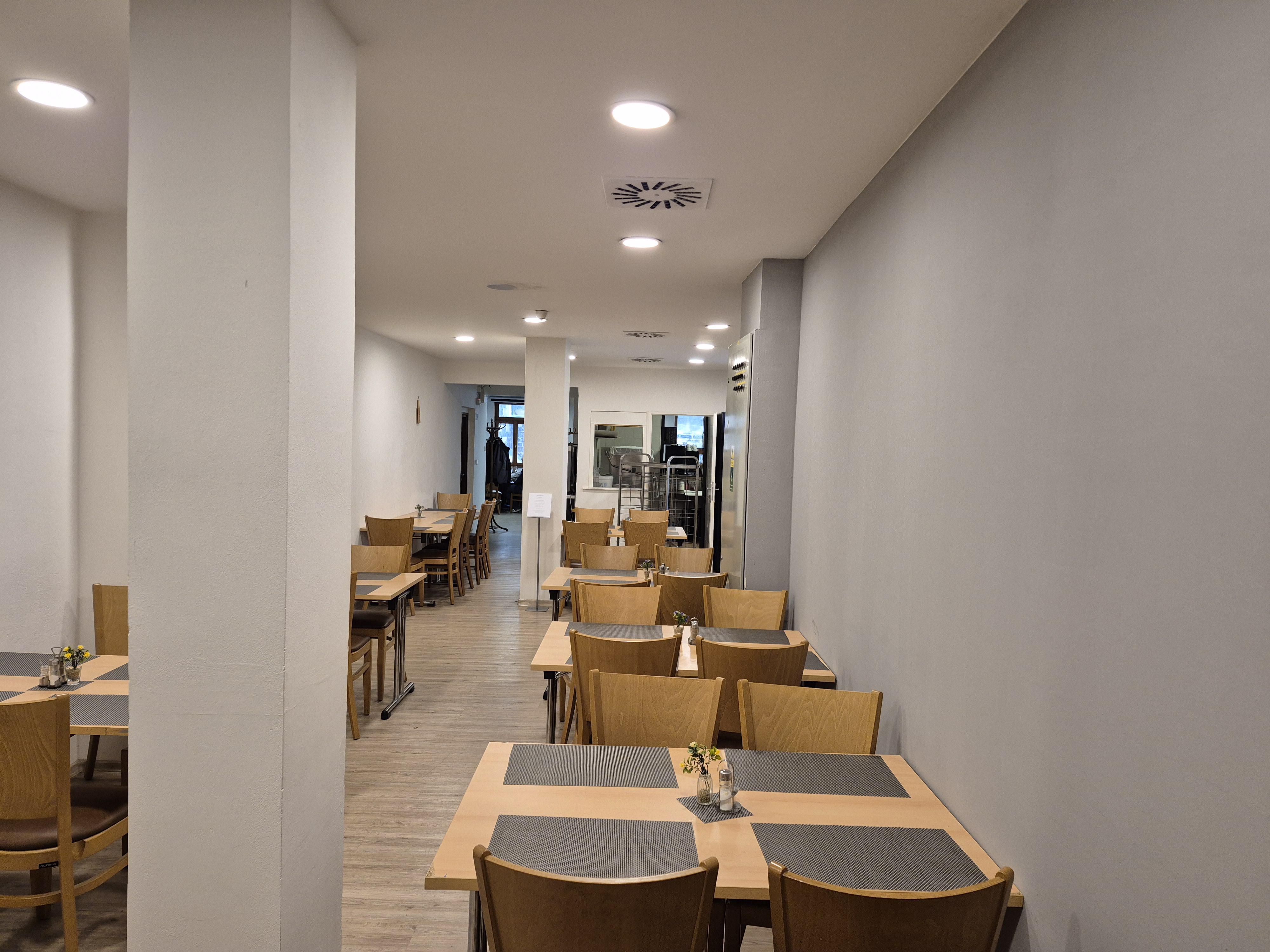 SCÉNA 5 & CANTEEN foto 3