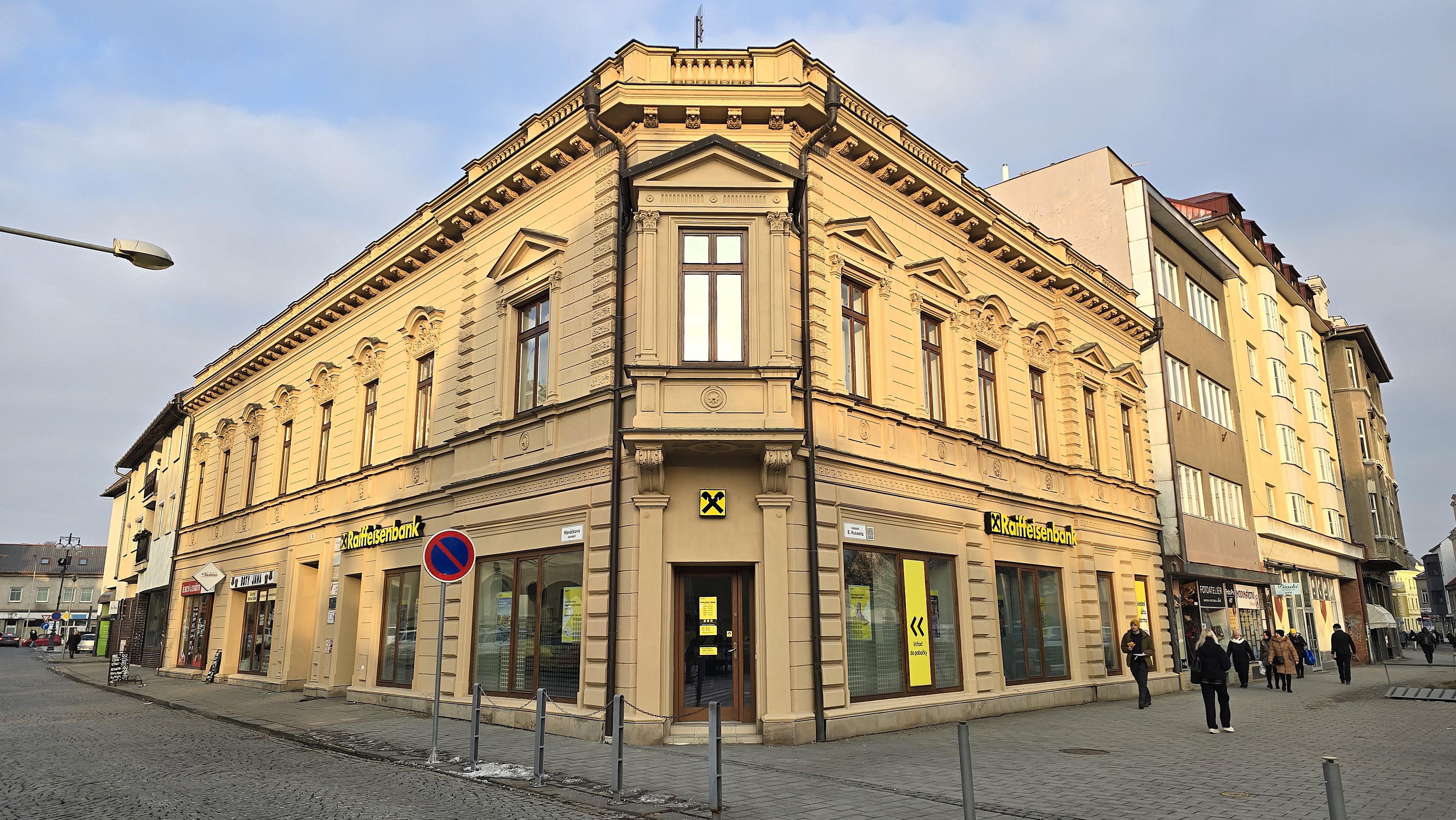 Raiffeisenbank - pobočka foto 2