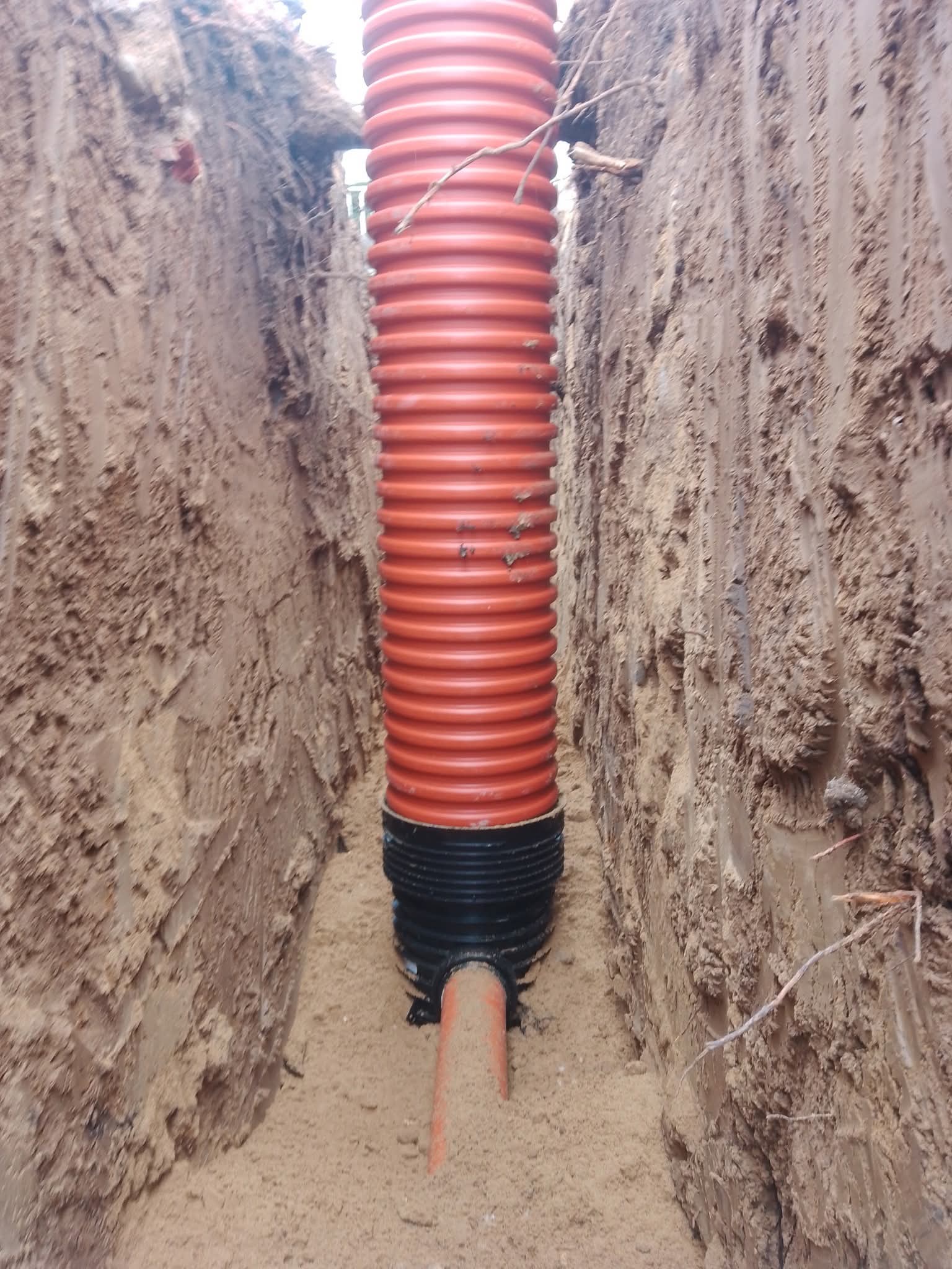 Kanalizace a vodovody Polyak & Vavroš foto 6