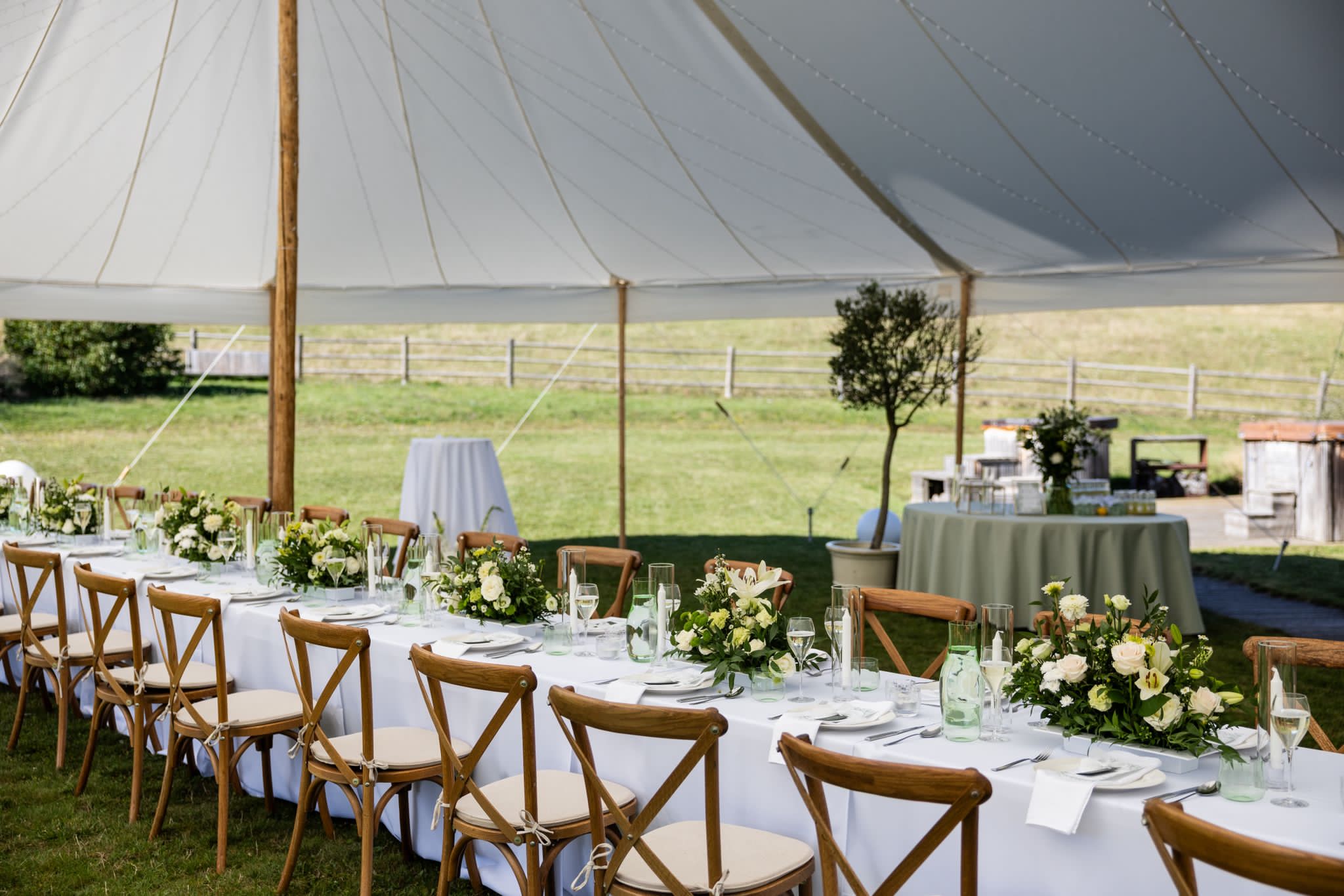 CrossBack svatební židle