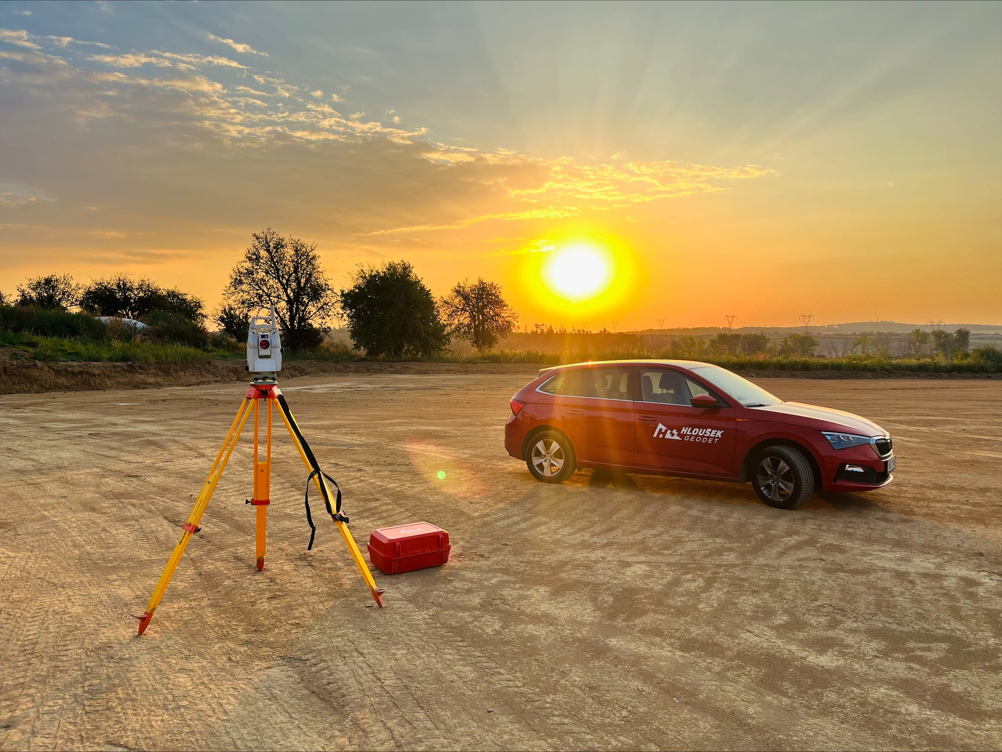 Hloušek s.r.o. - zeměměřičská kancelář foto 4