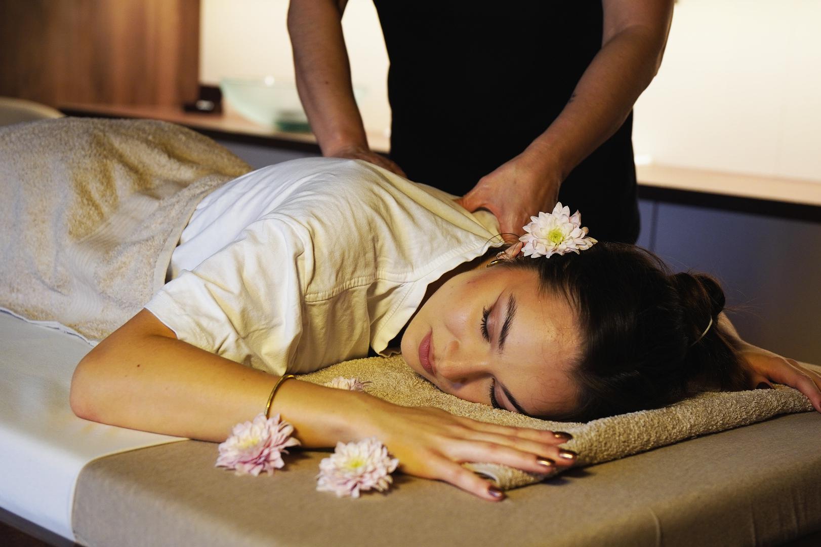 Klasická thajská masáž