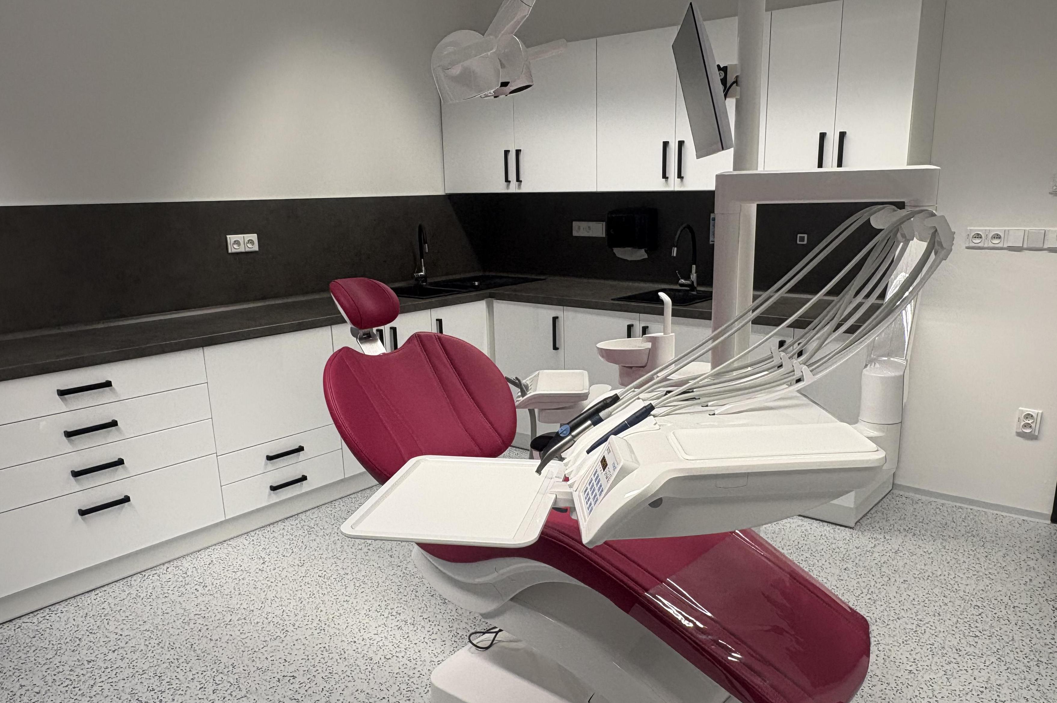 Ordinace dentální hygieny Karolína Kalivodová, DiS.