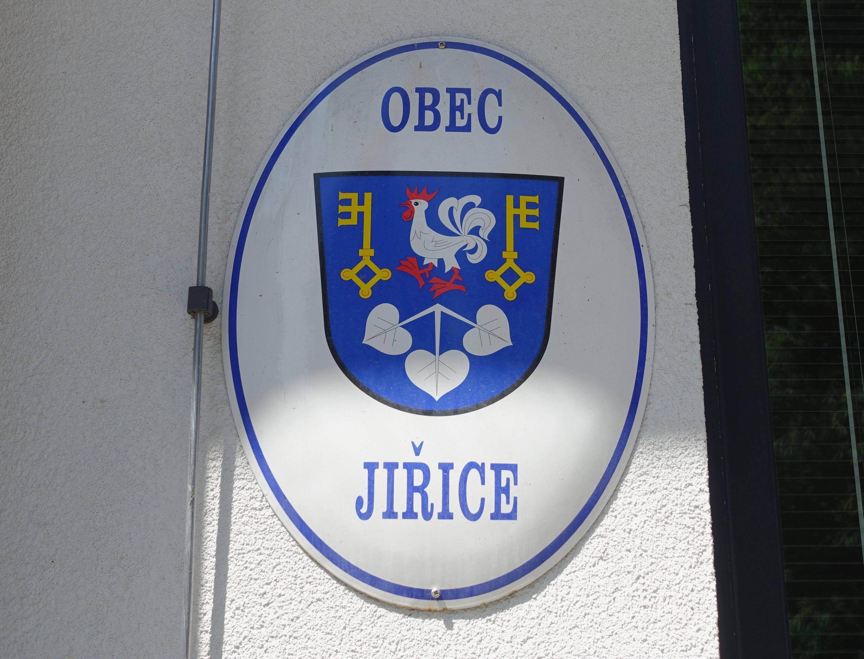 Jiřice - obecní úřad foto 3