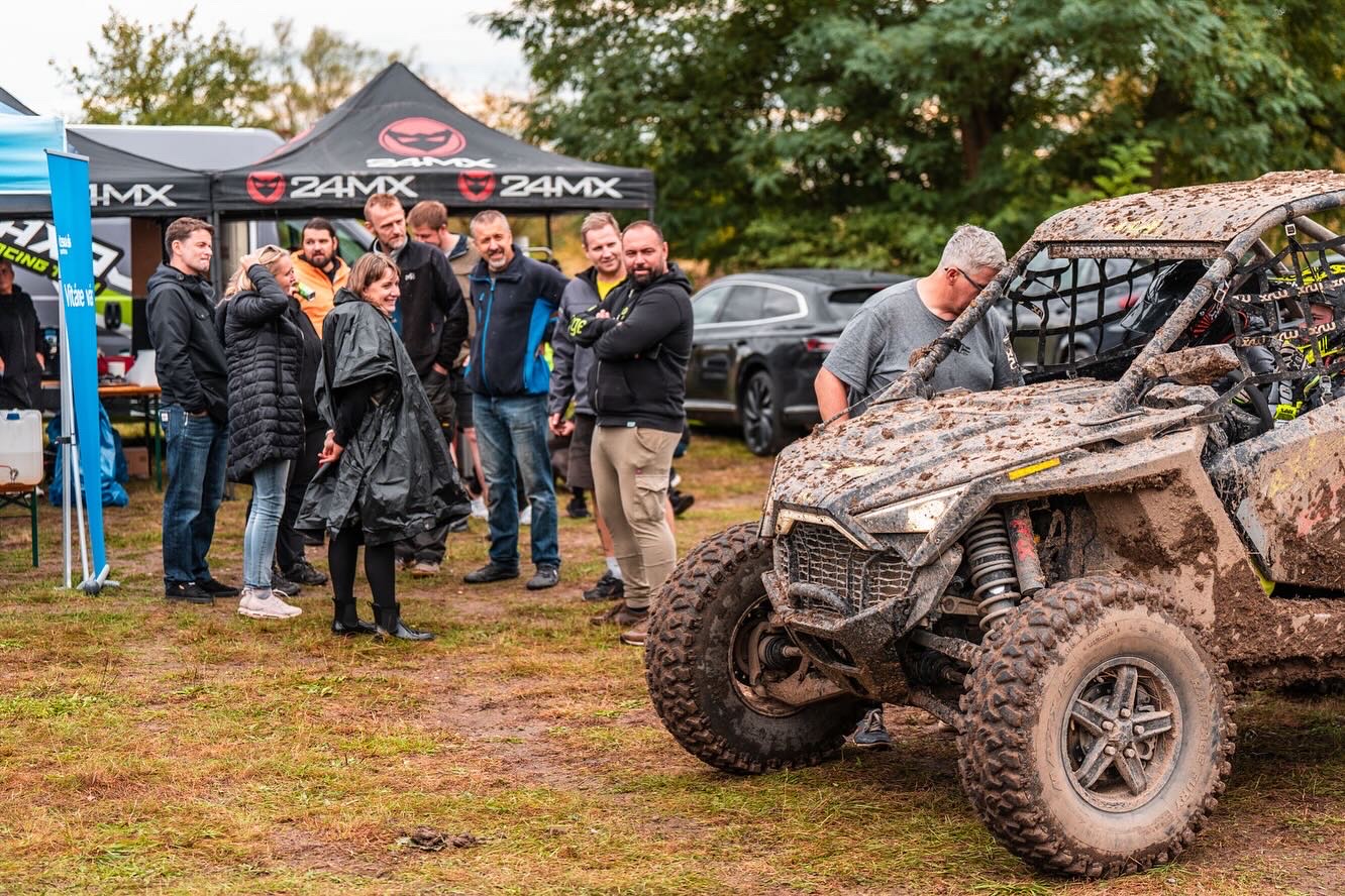 Axa Racing Polaris foto 4