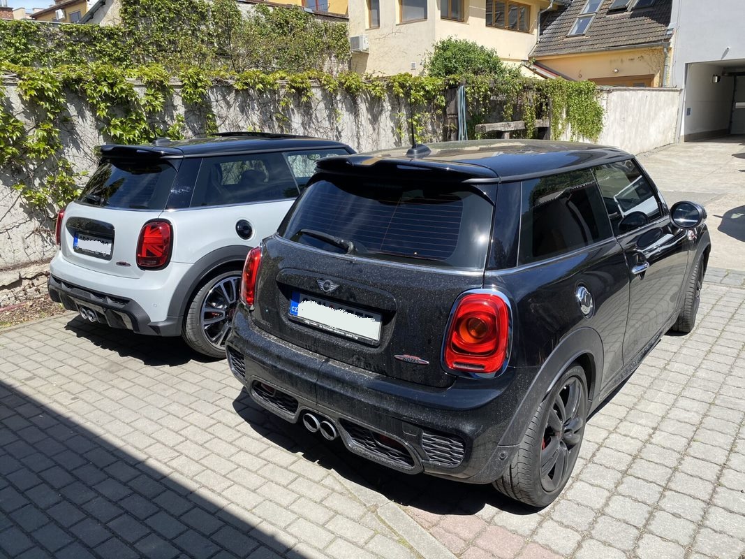 Autofolie Revena - tónování autoskel foto 3