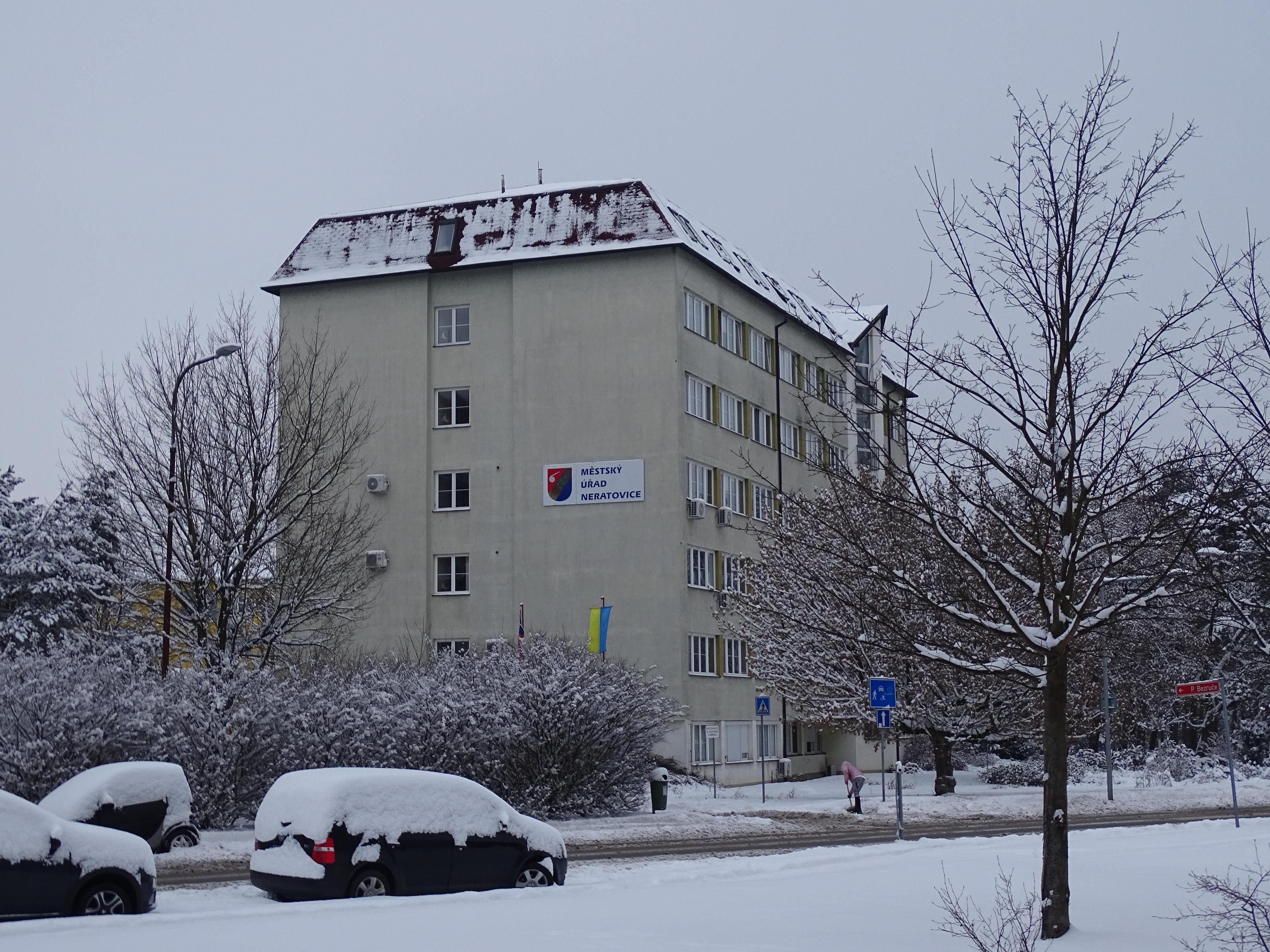 Neratovice - městský úřad foto 6