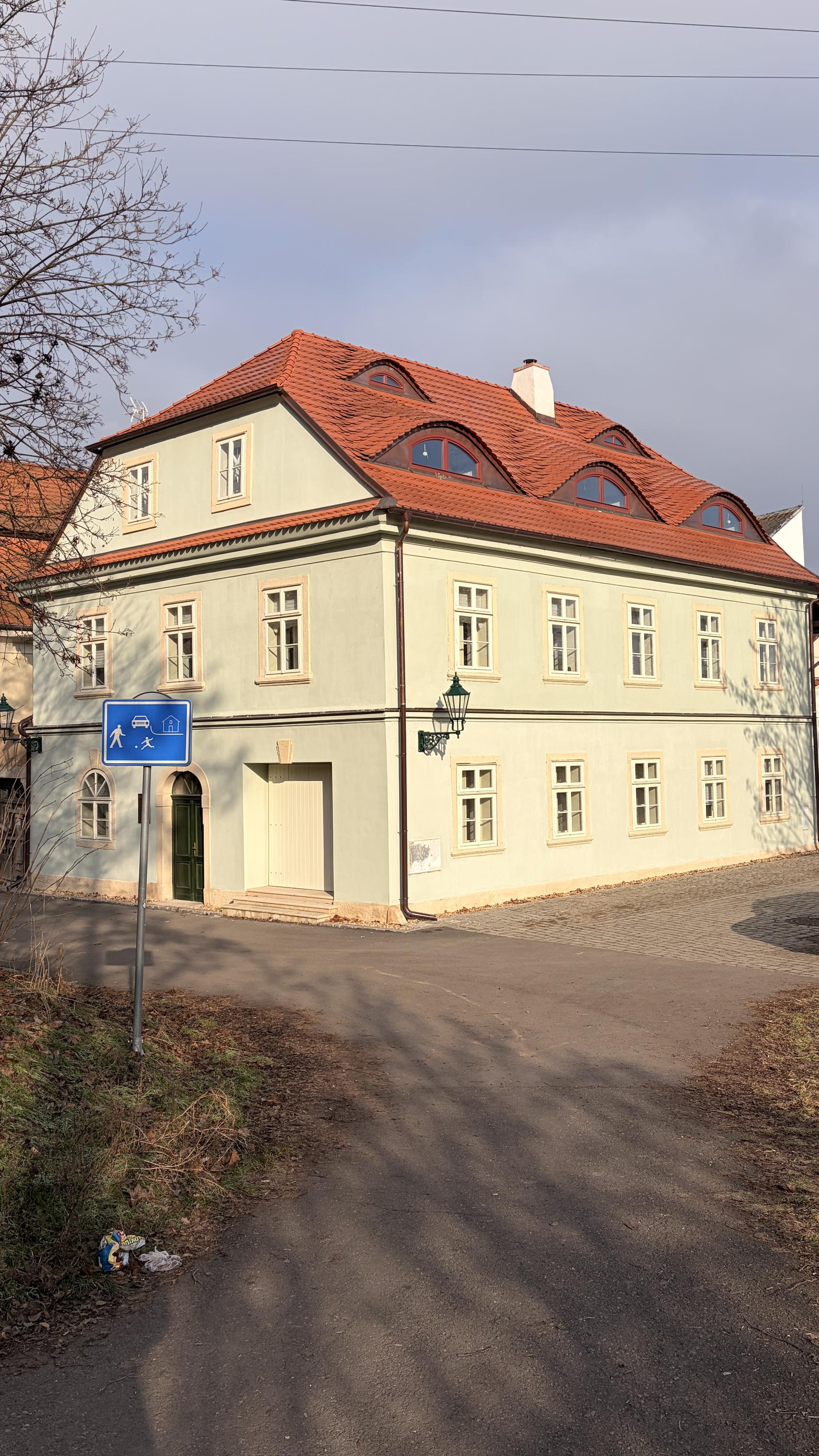 JUDr. Jaroslav Hobl, Ph.D., advokát foto 3