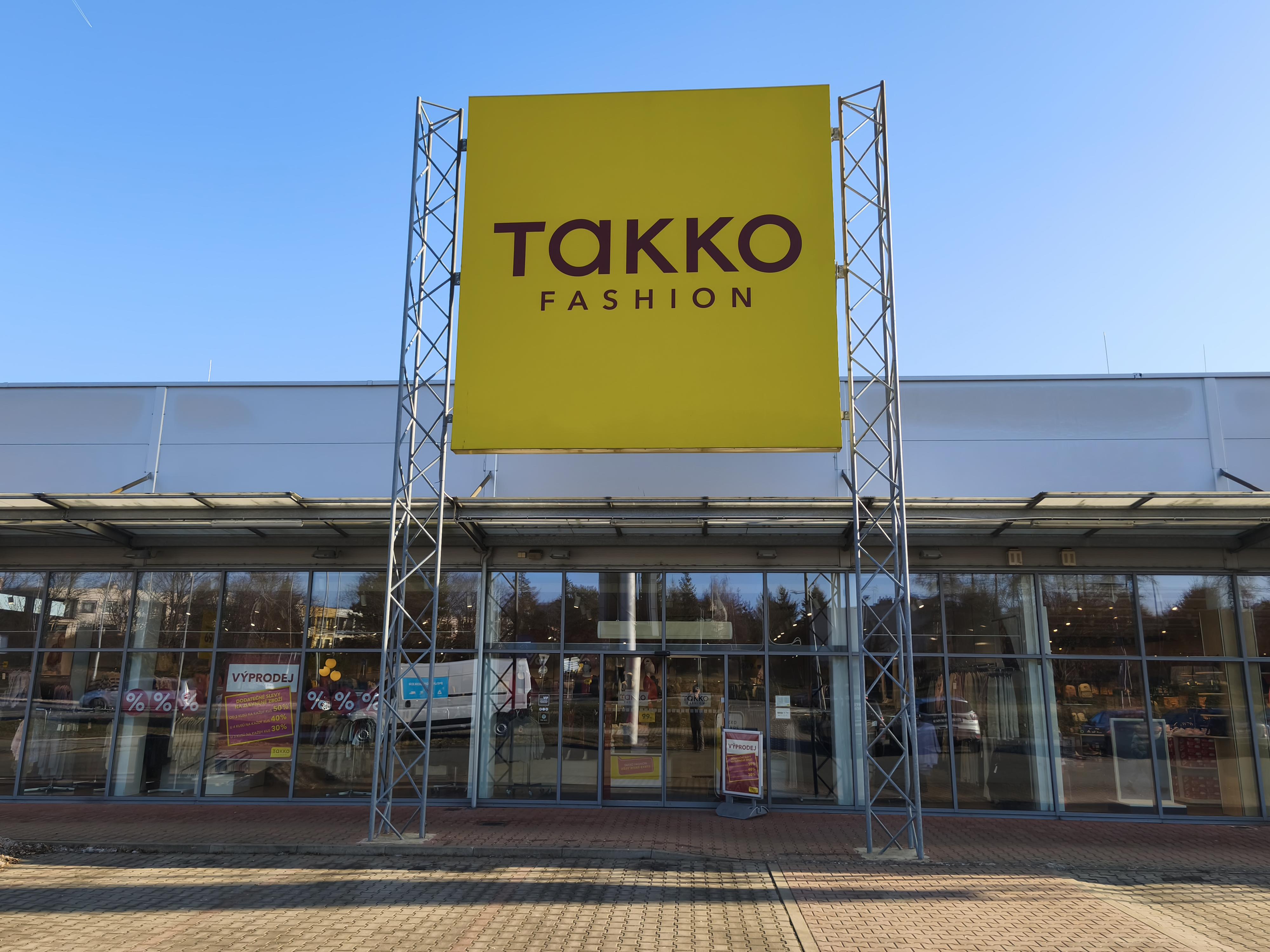 TAKKO FASHION foto 3