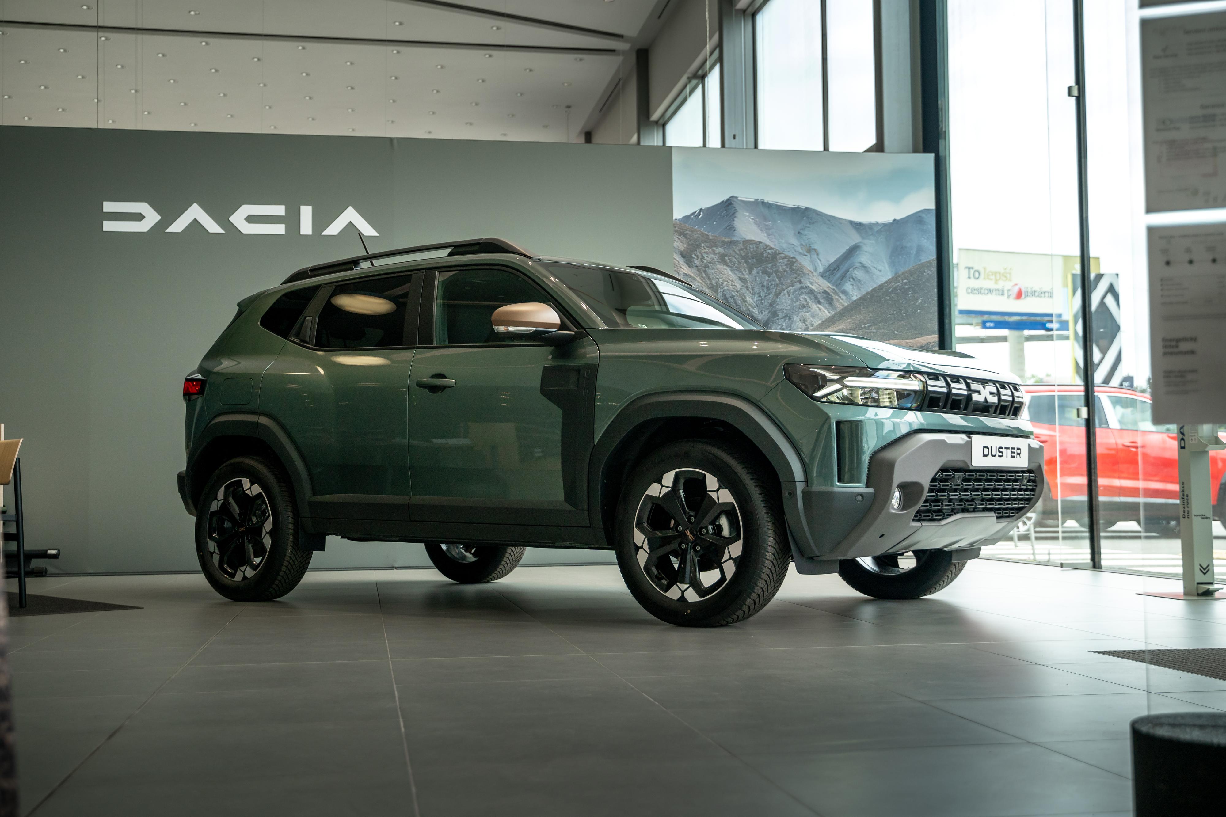 TUkas Strašnice - Dacia foto 2