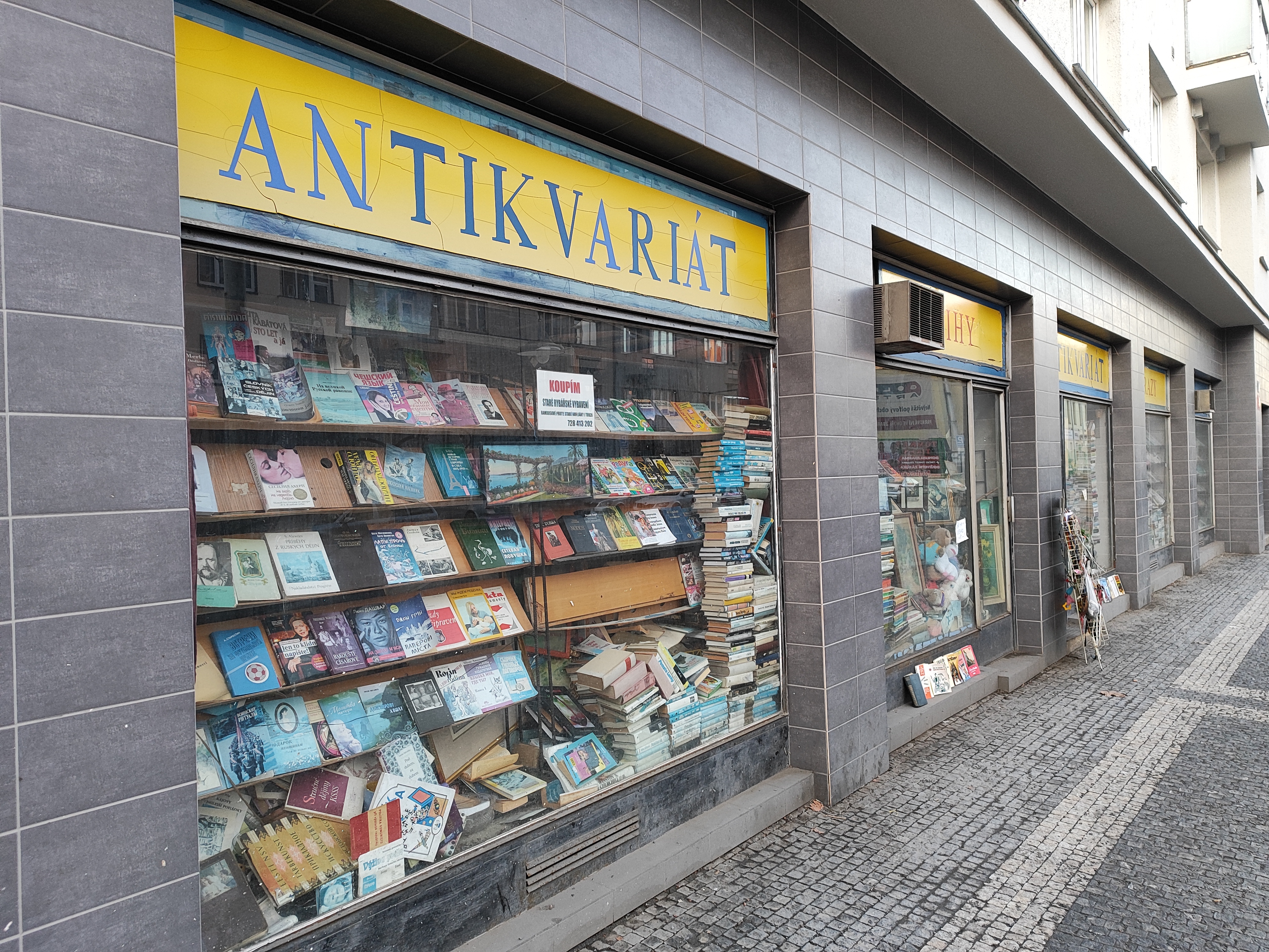 Antikvariát MORBIDO foto 2