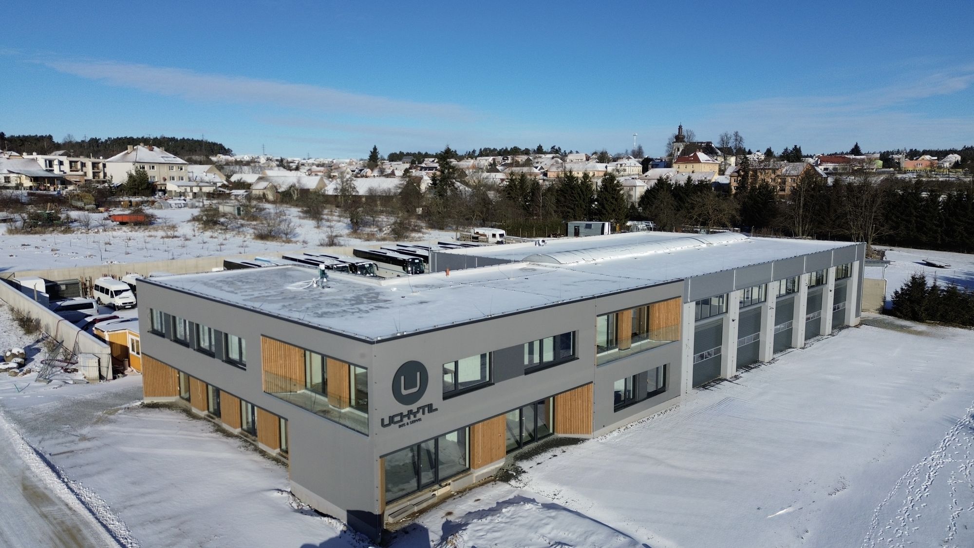 Uchytil bus a servis foto 2