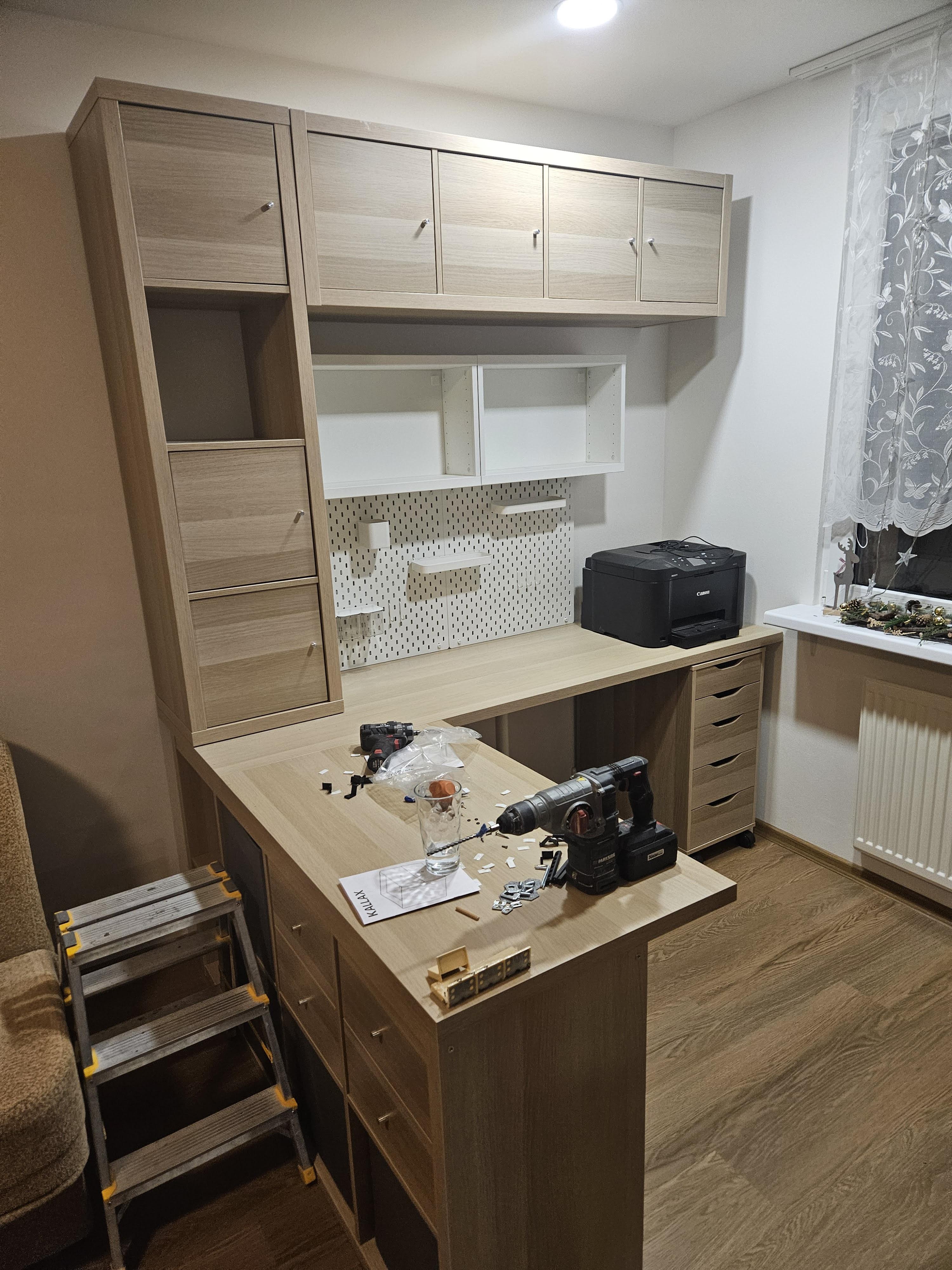 Odborná montáž nábydku - o vše se postarám