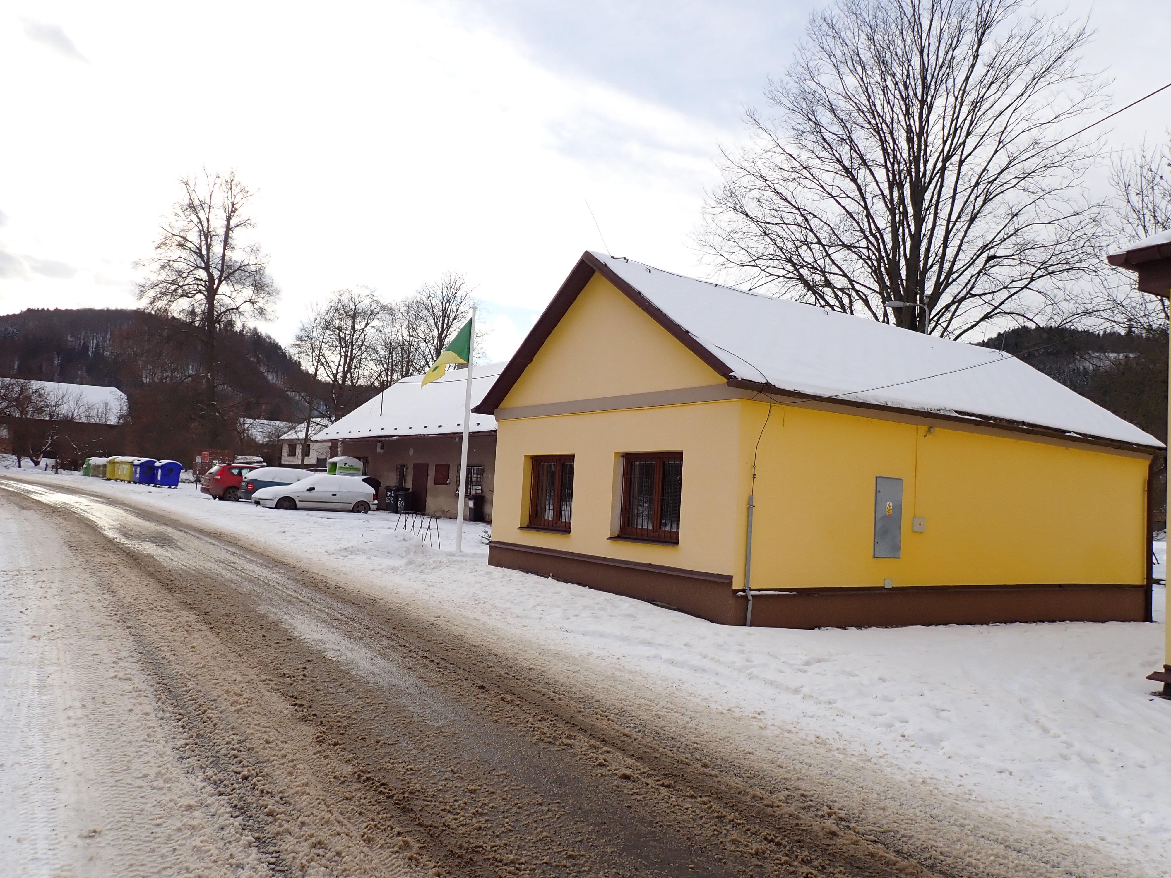 Trpík - obecní úřad foto 3