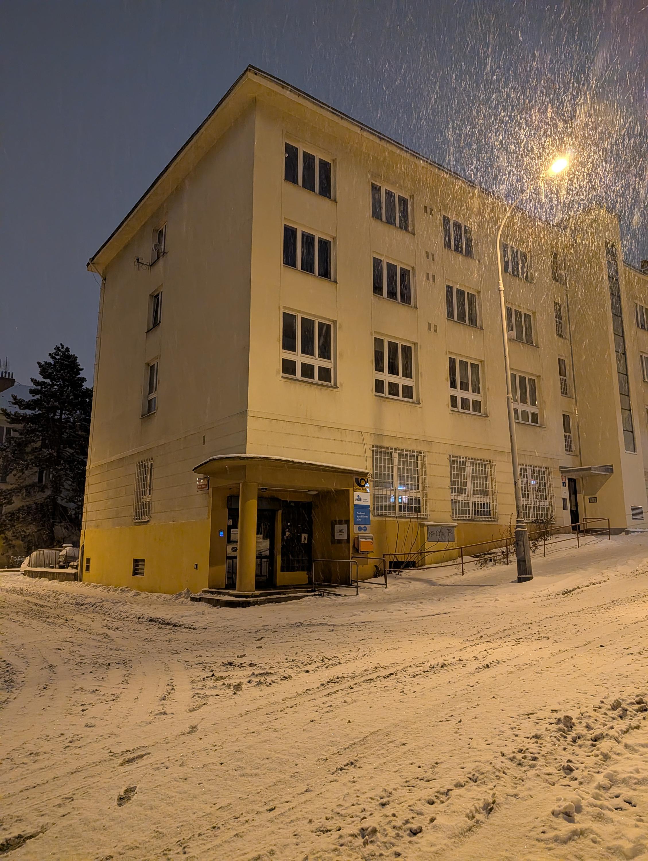 Pošta Praha 69 foto 3