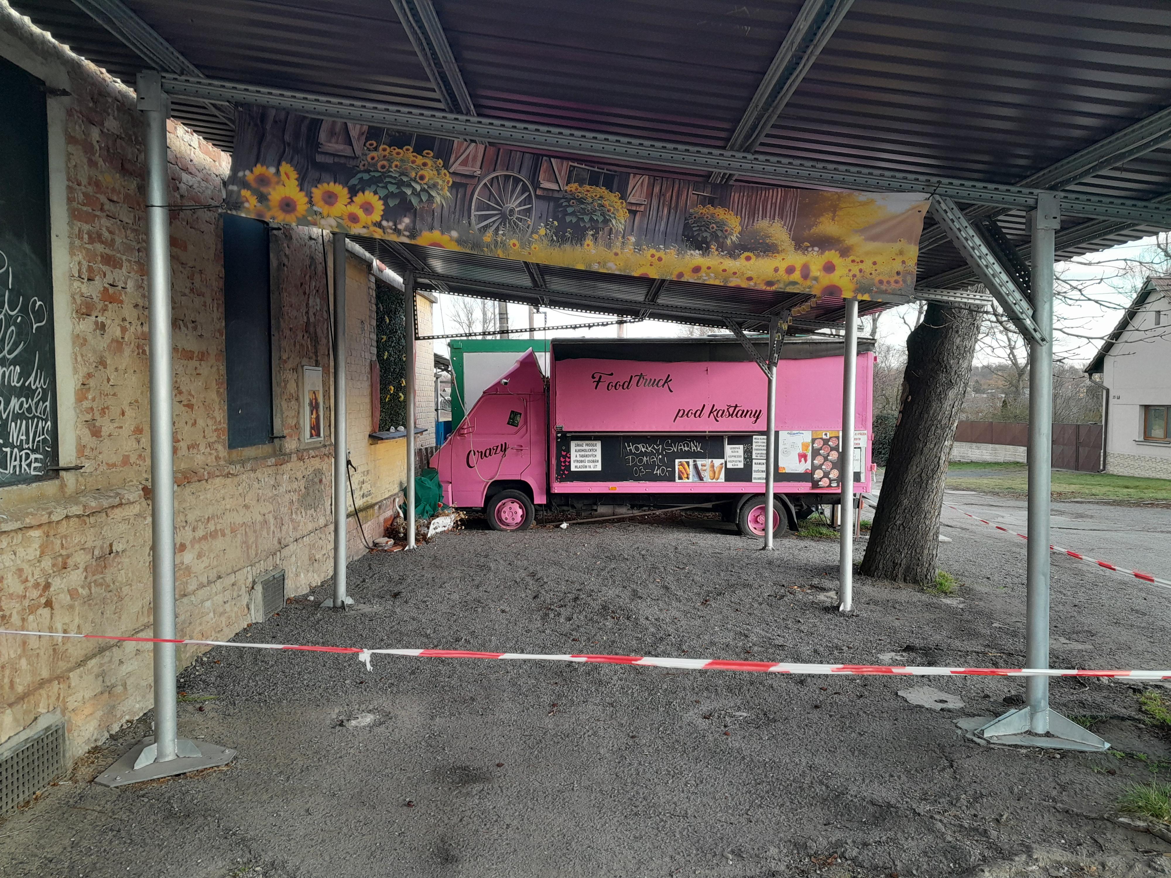 Pod kaštany food track foto 6