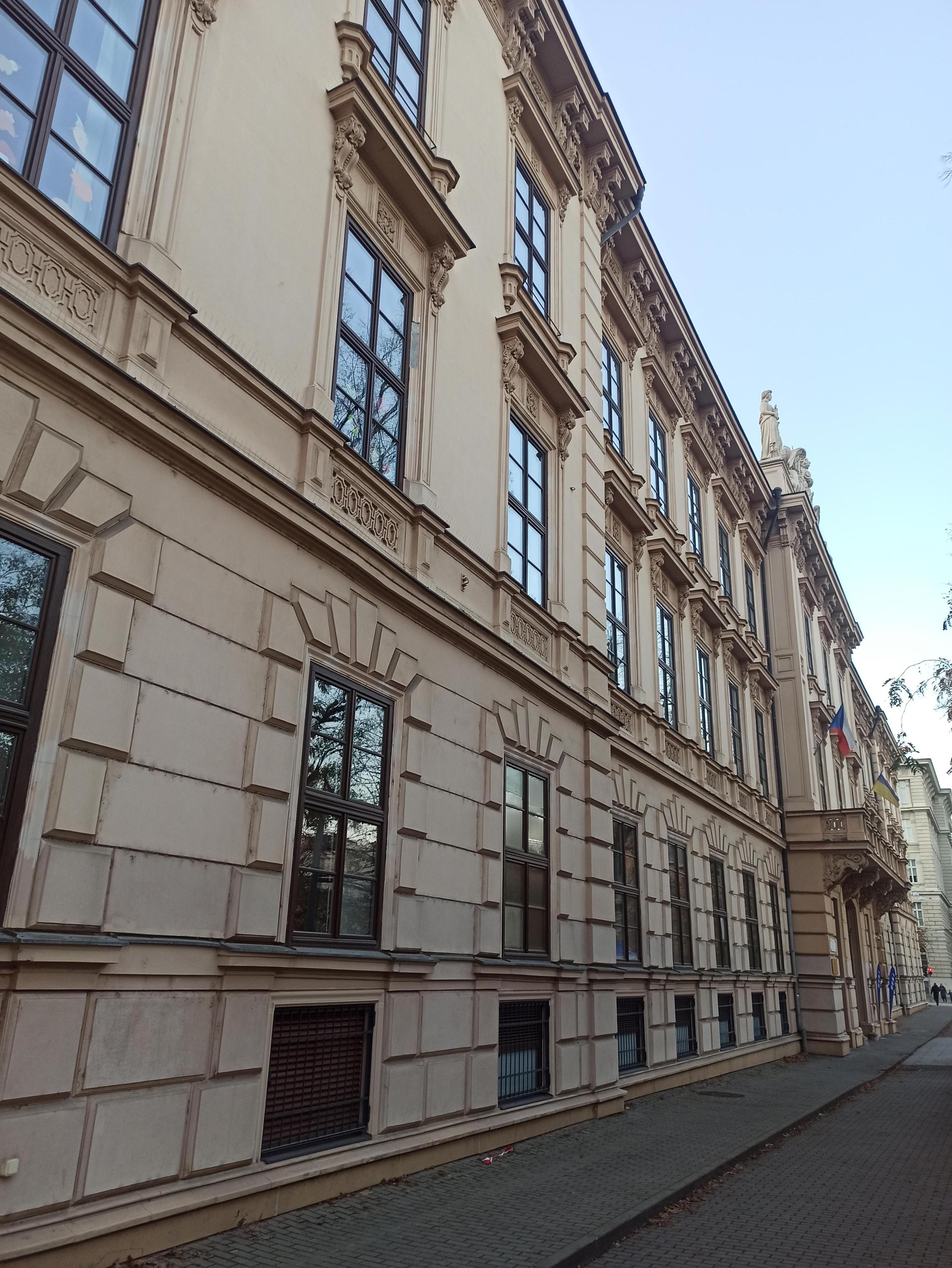 Katedra fyzioterapie a RHB Lékařské fakulty Masarykovy univerzity foto 3
